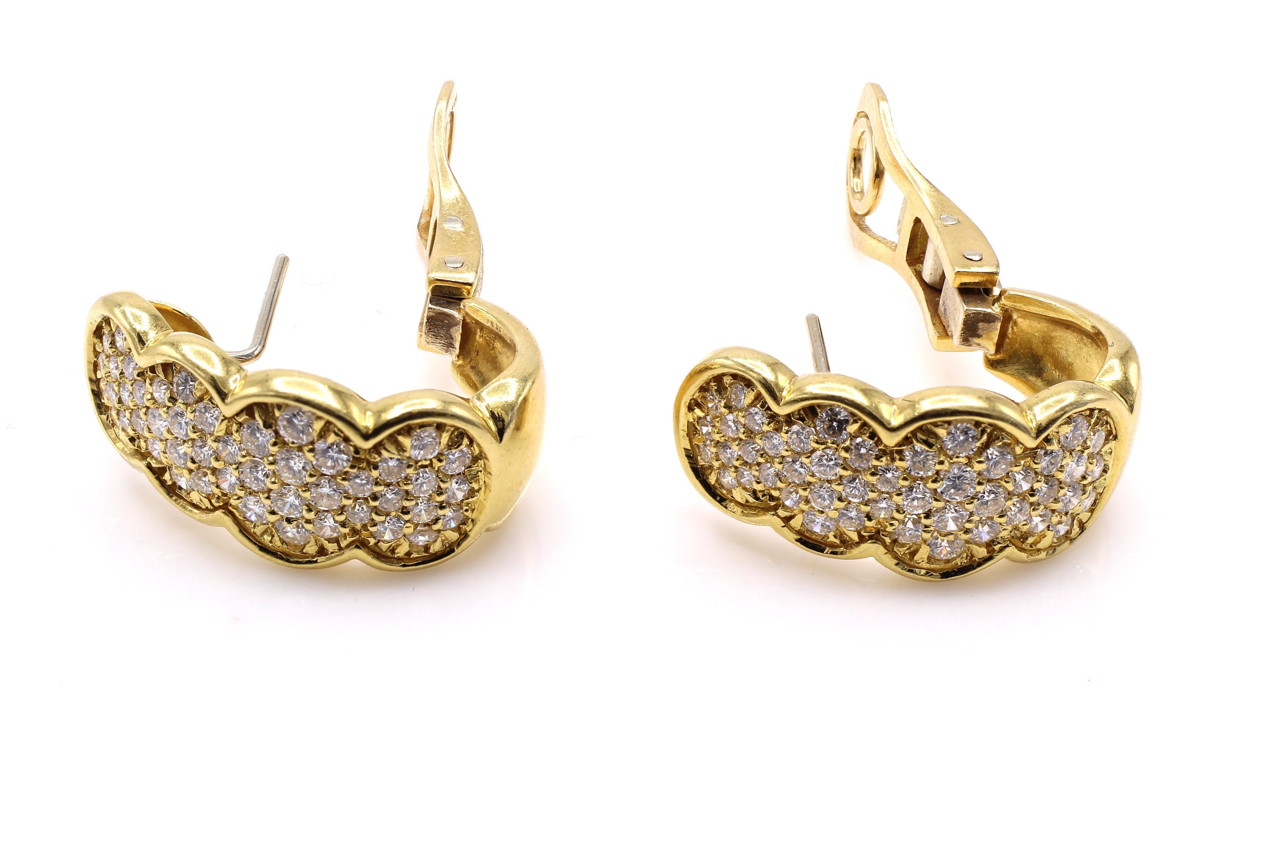 Women's or Men's Diamond 18 Karat Yellow Gold Hoop Earrings For Sale