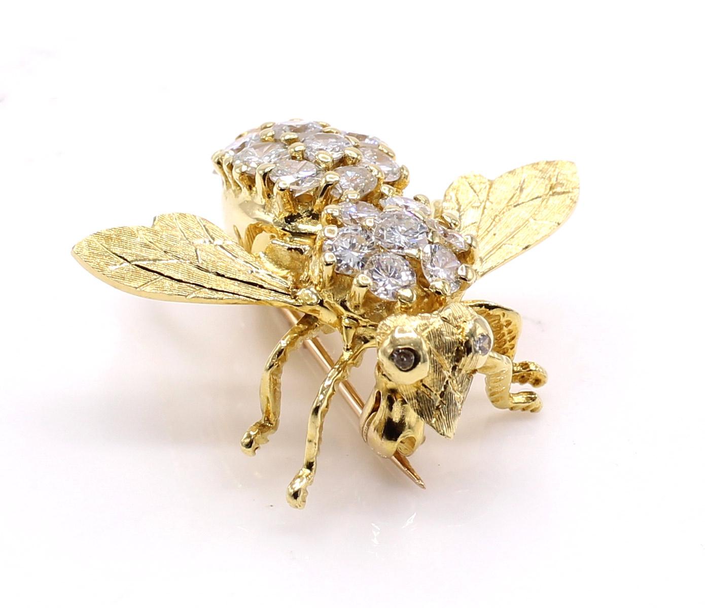 Beautifully designed and perfectly handcrafted 18 karat insect brooch. Set with 19 perfectly matched white bright and lively round brilliant cut diamonds with an approximate total diamond weight of 2.20 carats. The wings are finely and realistically