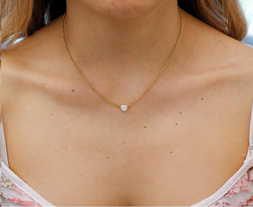Women's Diamond, 18 Karat Yellow Gold Light Point Necklace For Sale
