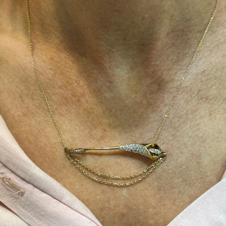 Diamond 18 Karat Yellow Gold Lily Flower Pendant Link Chain Necklace