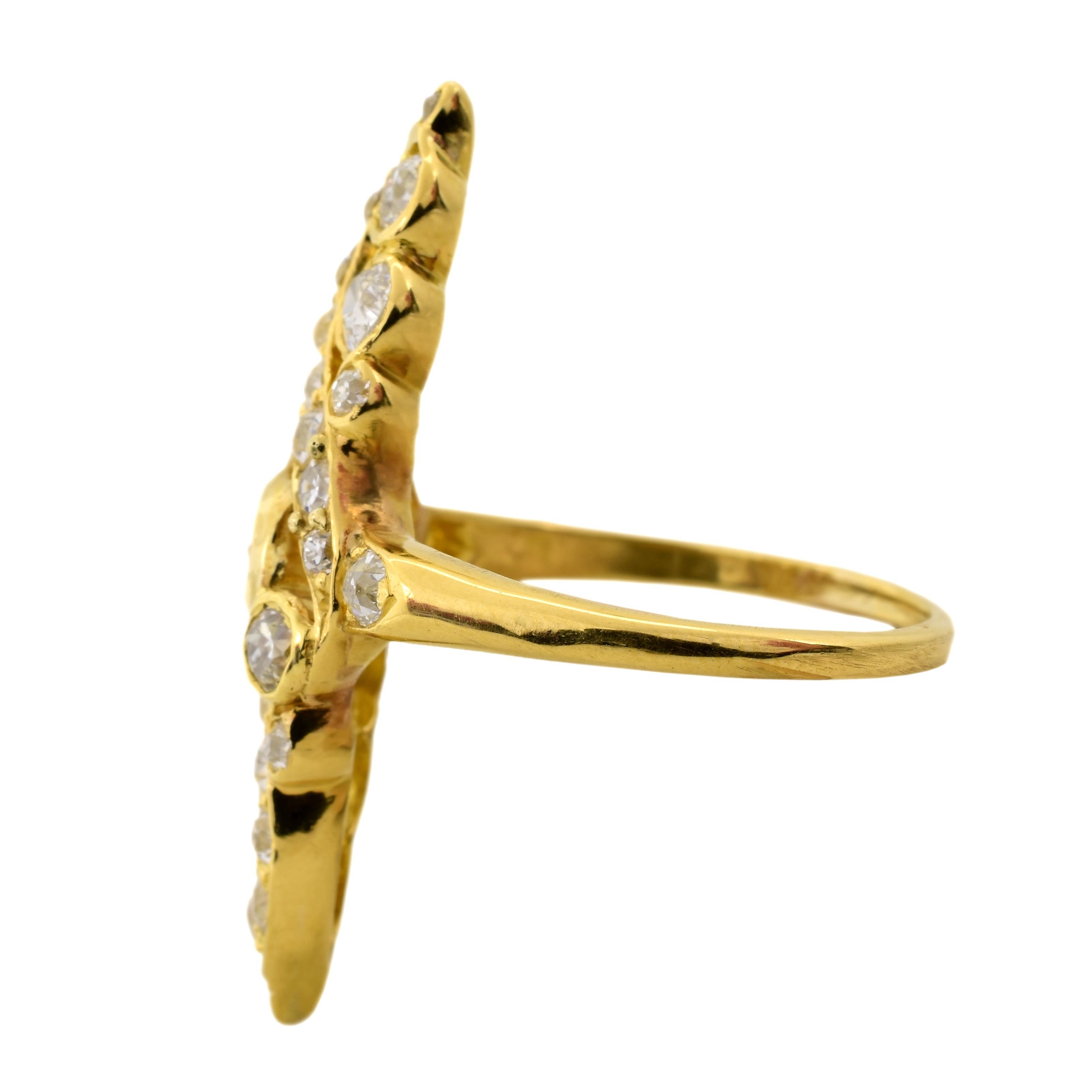 Diamond 18 Karat Yellow Gold Navette Ring In Excellent Condition For Sale In Los Angeles, CA