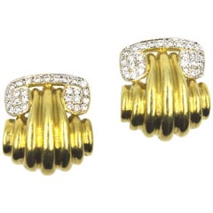 Diamond 18 Karat Yellow Gold Ribbed Clip Earrings