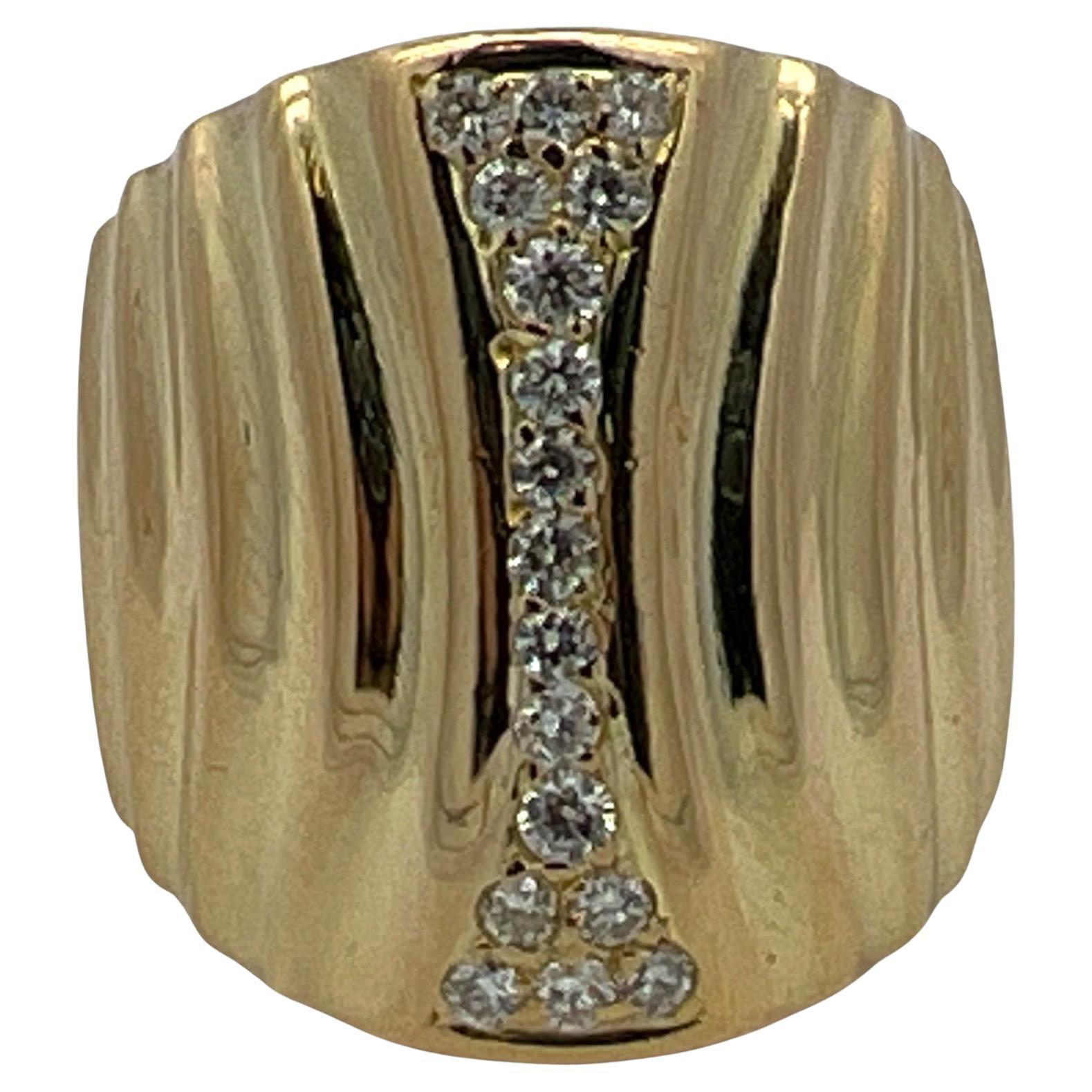 Bague vintage de succession en or jaune 18 carats avec diamants et anneau conique en forme de cigare