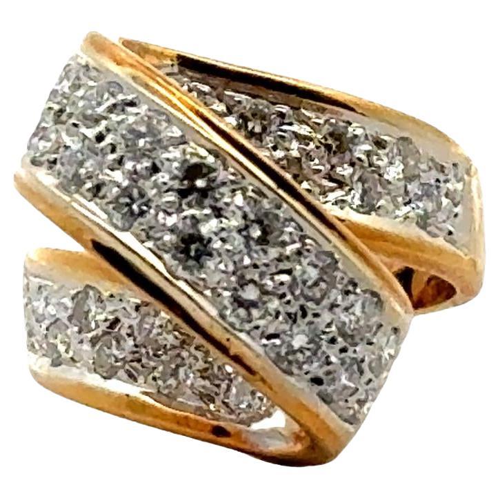 Diamond 18 Karat Yellow Gold Vintage Ribbon Ring For Sale