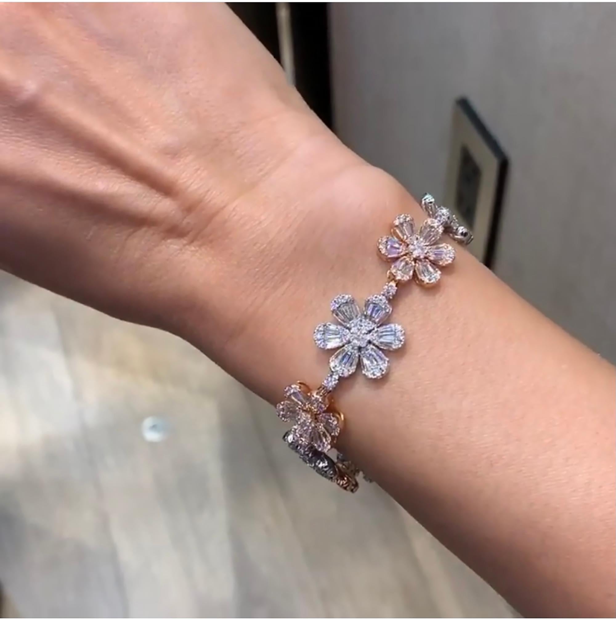 Baguette Cut Diamond 18 Karat Gold Multi-Flower Bracelet