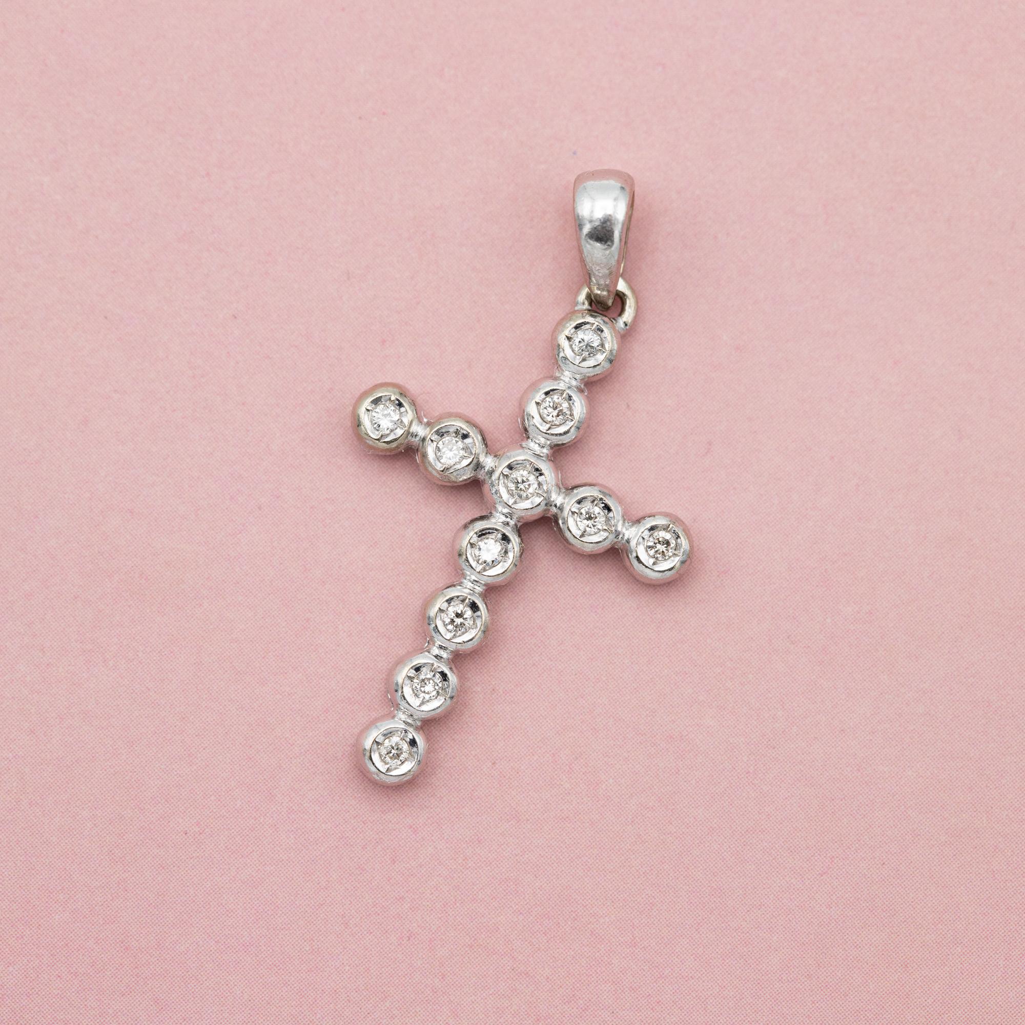 Diamond 18k solid gold cross pendant - small cross - Estate Catholic medallion For Sale 1