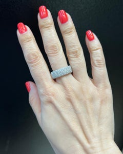 Bague jonc en or blanc 18 carats avec diamants