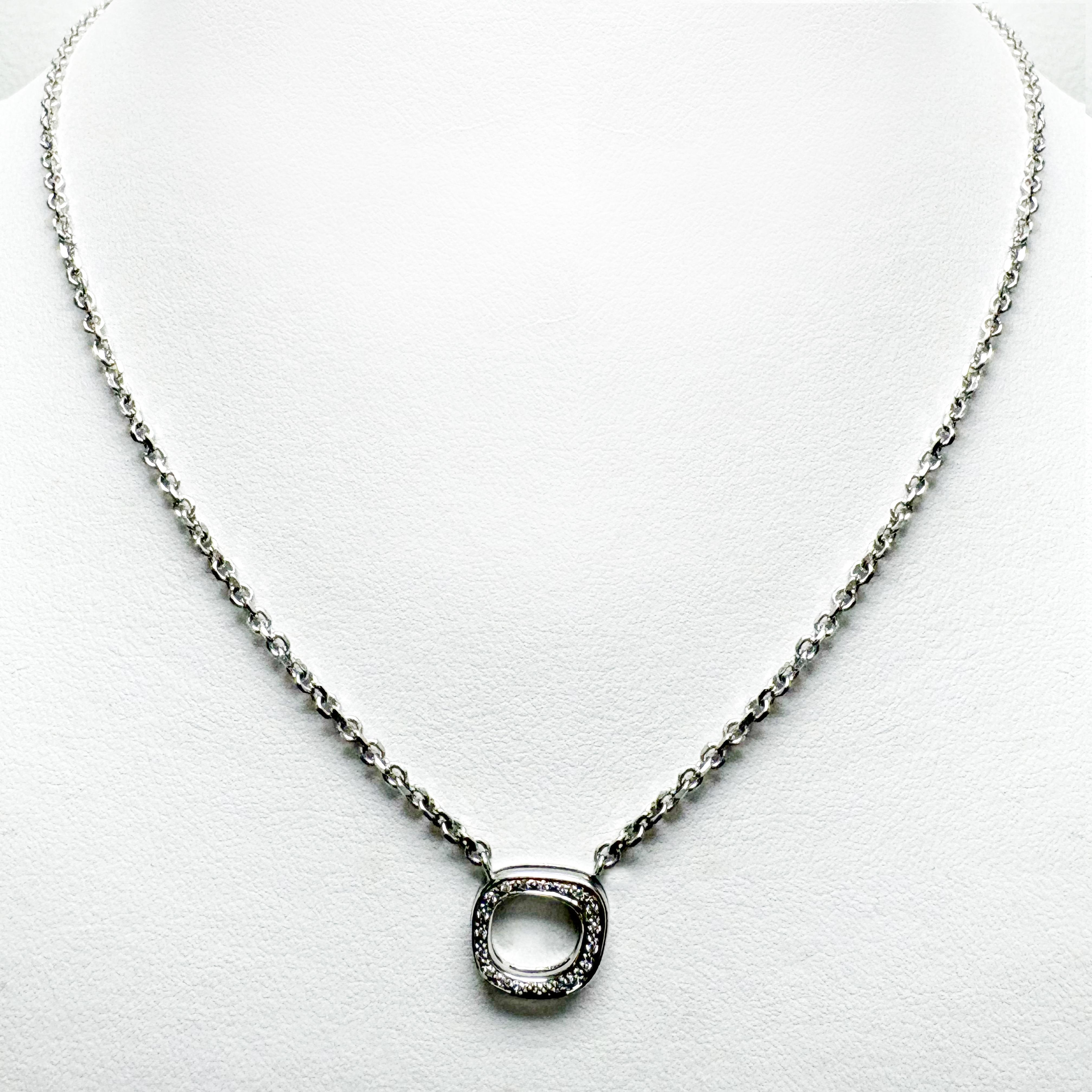 Diamant 18k Weißgold Charme mit Kette Paradizia Halskette im Angebot 1