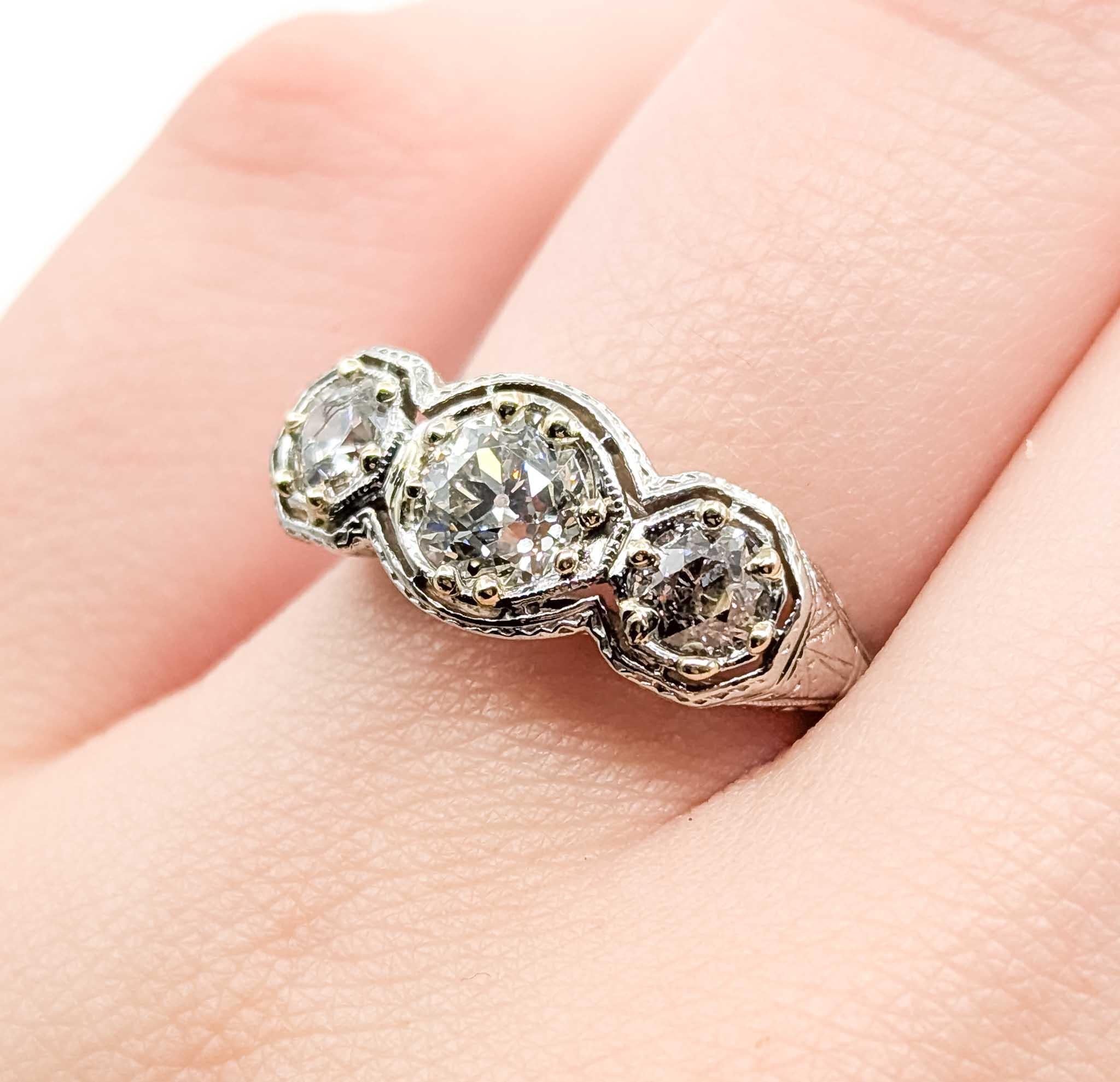 Bague en or blanc 18k avec diamant Excellent état - En vente à Bloomington, MN