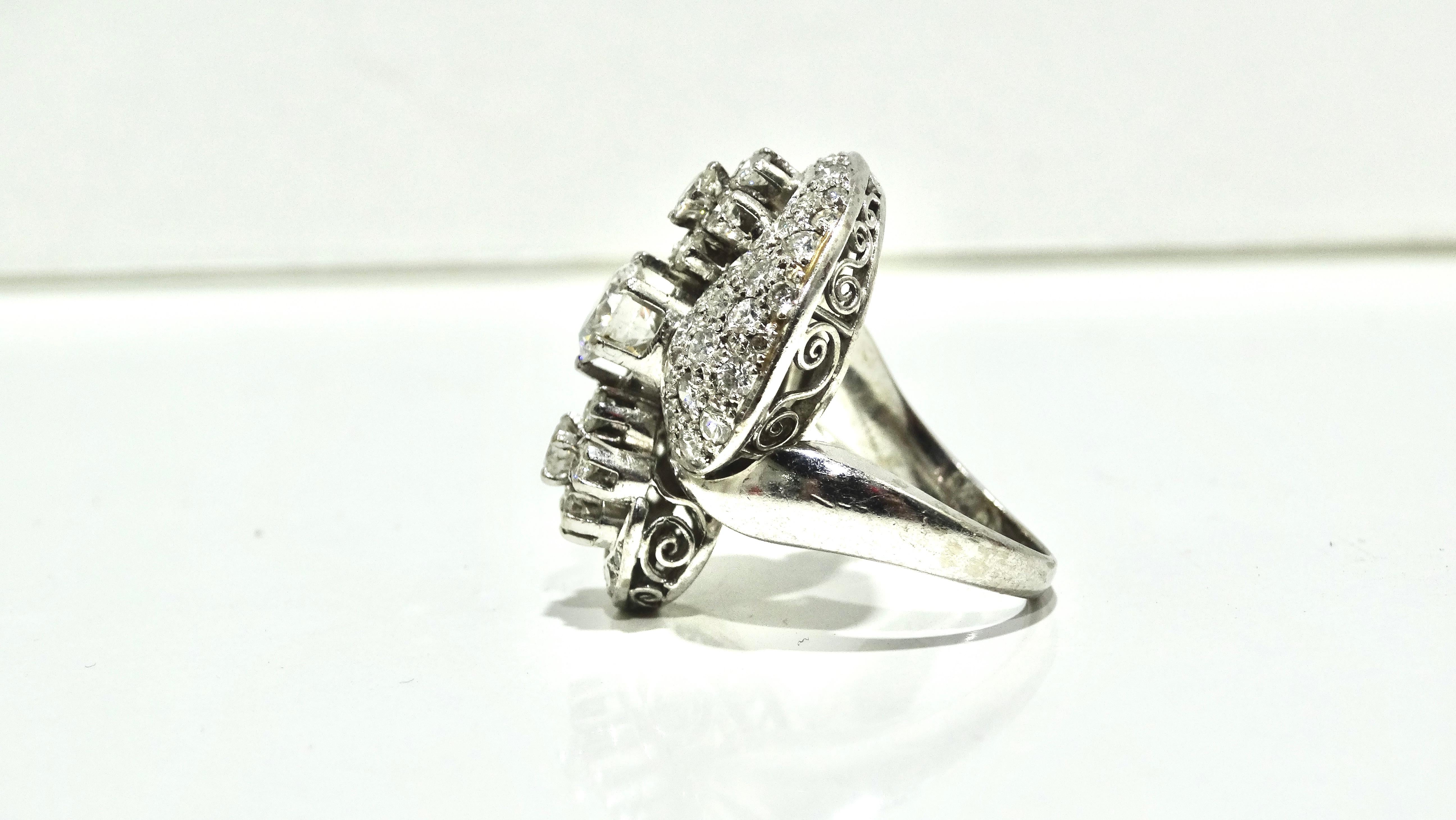 Diamond Platinum Ring With Clusters of Diamonds In Excellent Condition For Sale In Scottsdale, AZ