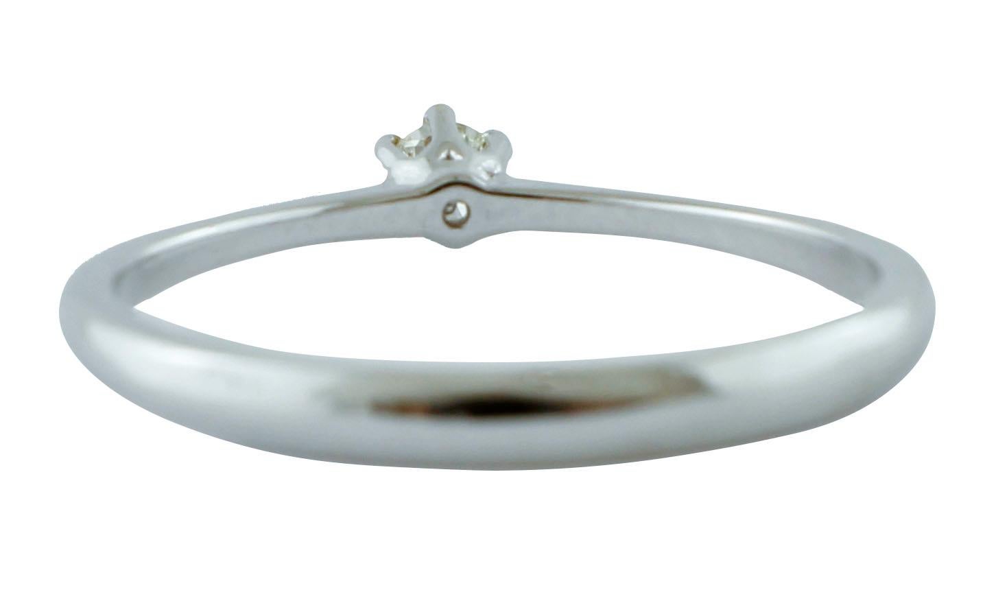 Modern Diamond, 18 Karat White Gold Solitaire/ Engagement Ring For Sale