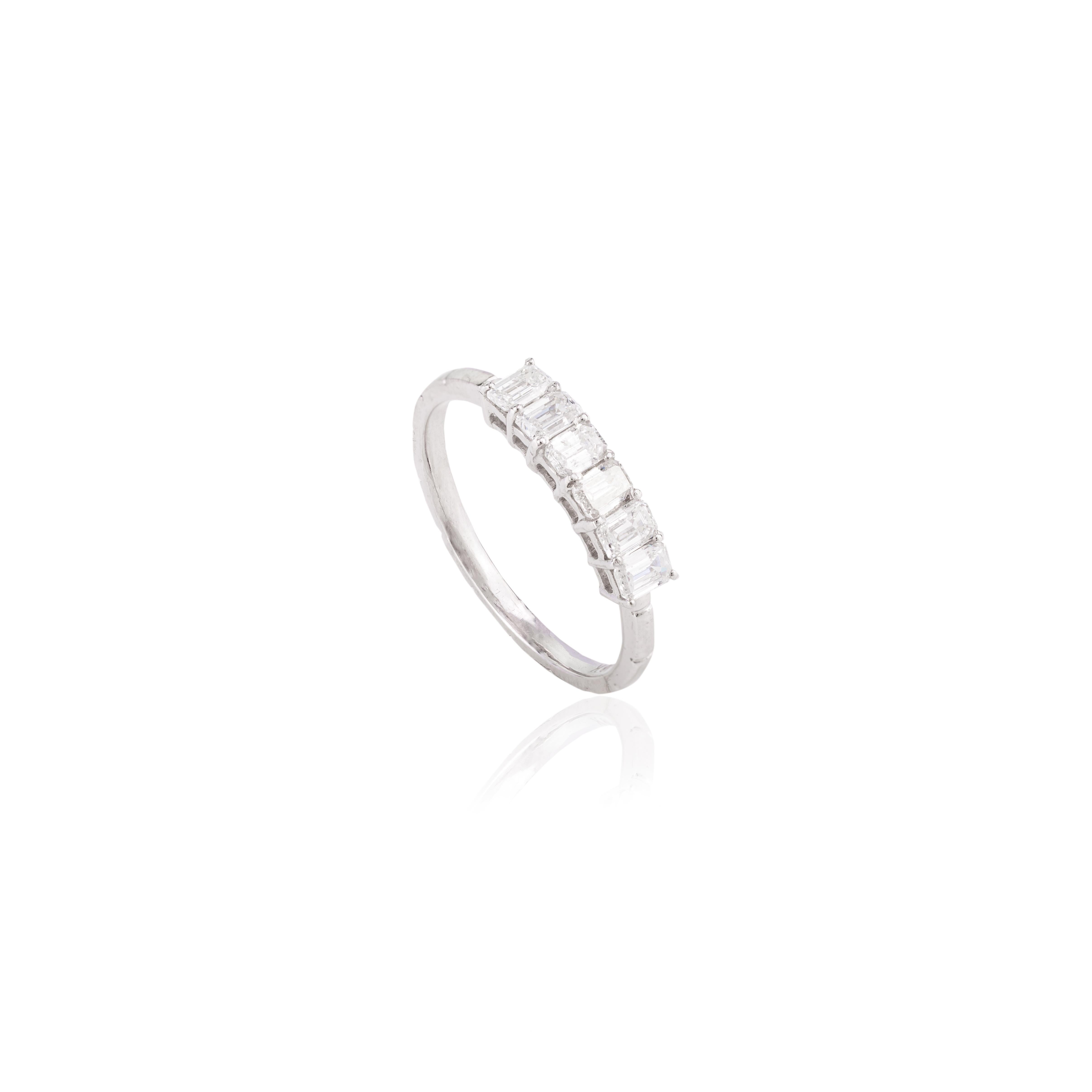 En vente :  Bague de fiançailles empilable en or blanc 18 carats avec diamants, cadeau pour femmes 7