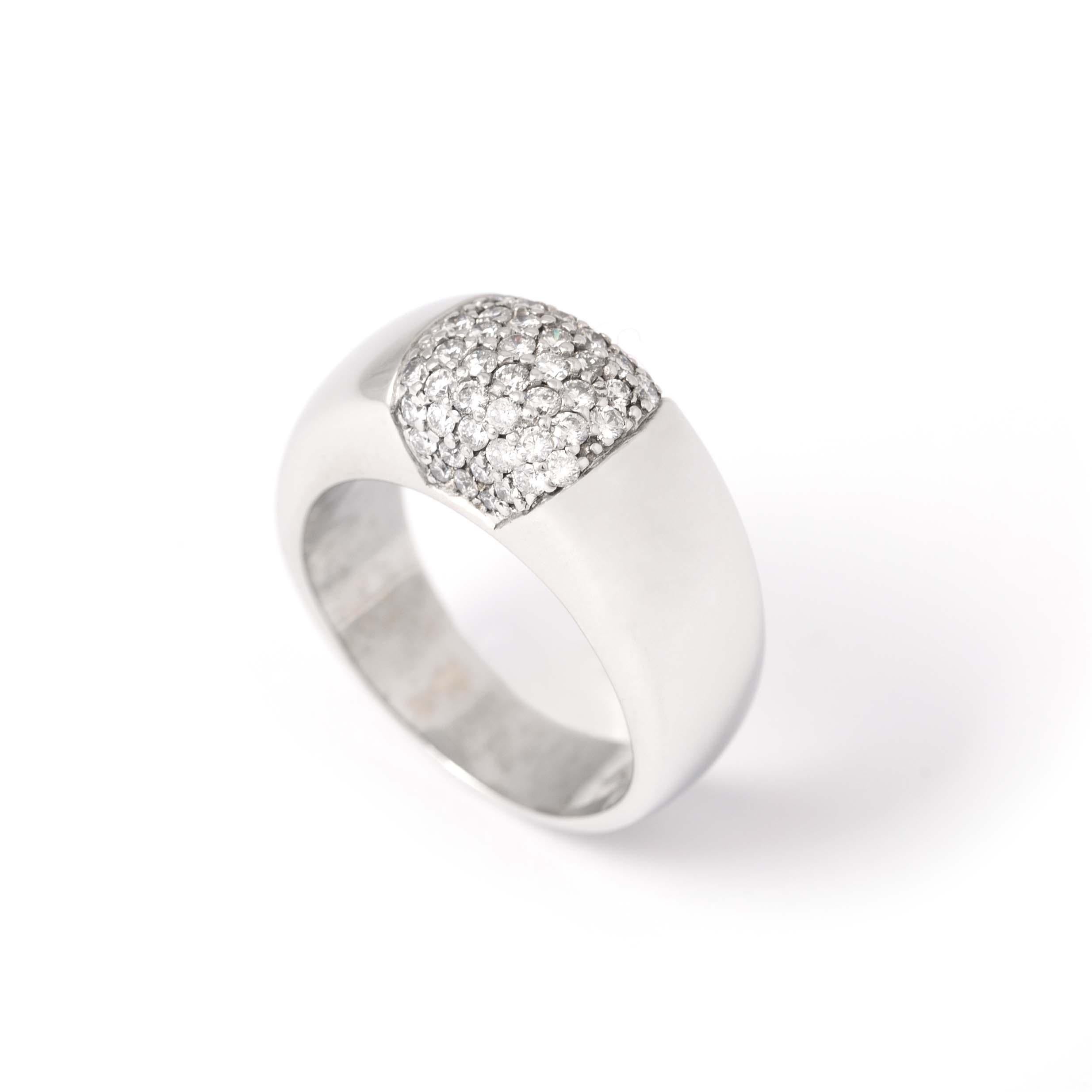 Diamond 18K White Ring In Good Condition For Sale In Geneva, CH
