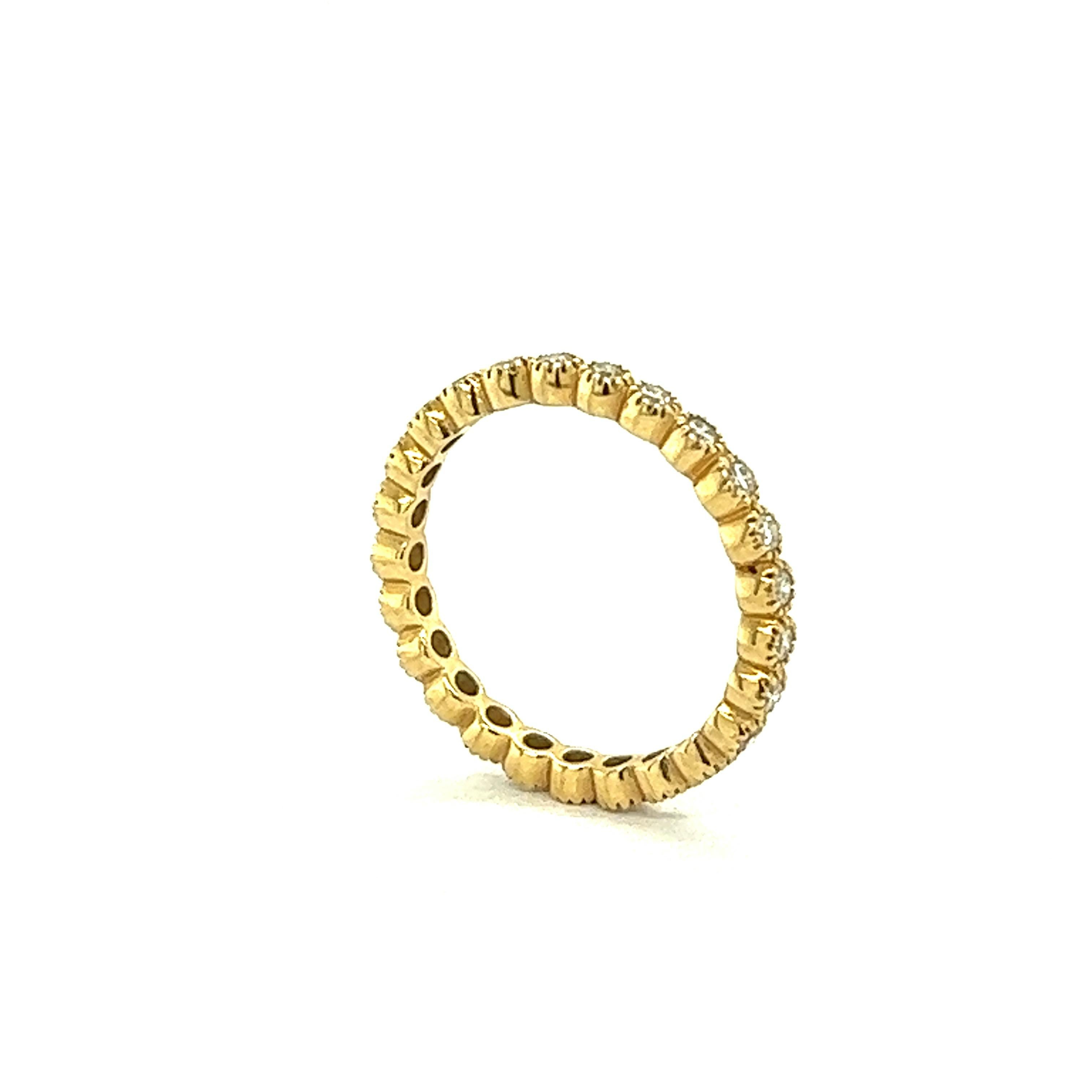 Women's Diamond 18k Yellow Gold Band Ring  For Sale