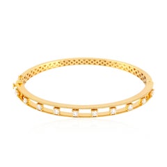 Diamond 18 Karat Yellow Gold Bangle