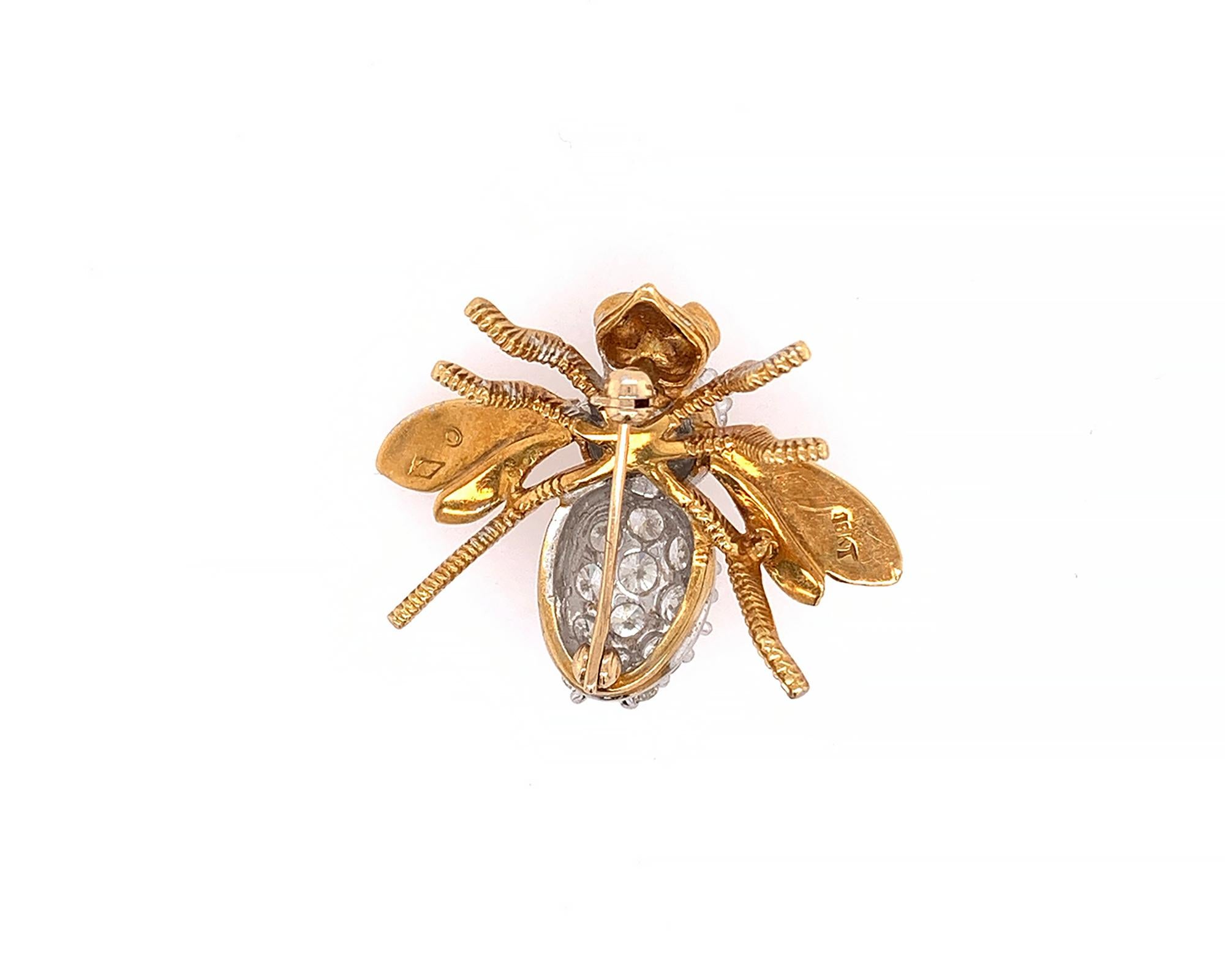Bienenbrosche aus 18 Karat Gelbgold mit Diamanten im Zustand „Hervorragend“ im Angebot in New York, NY