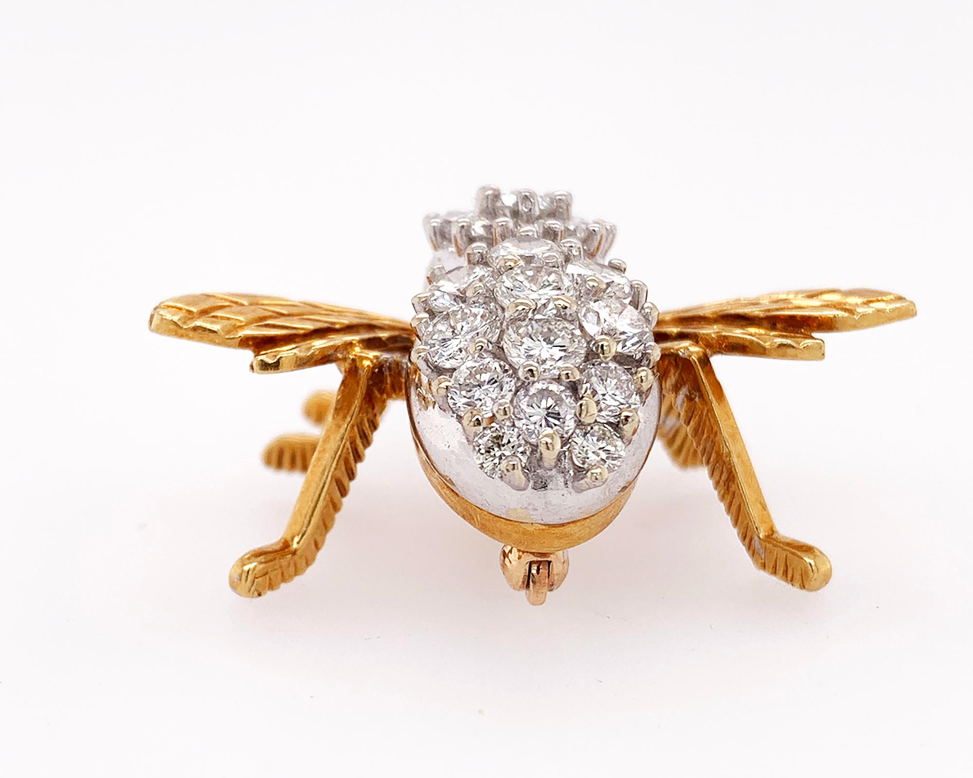 Diamond 18k Yellow Gold Bee Brooch For Sale 1