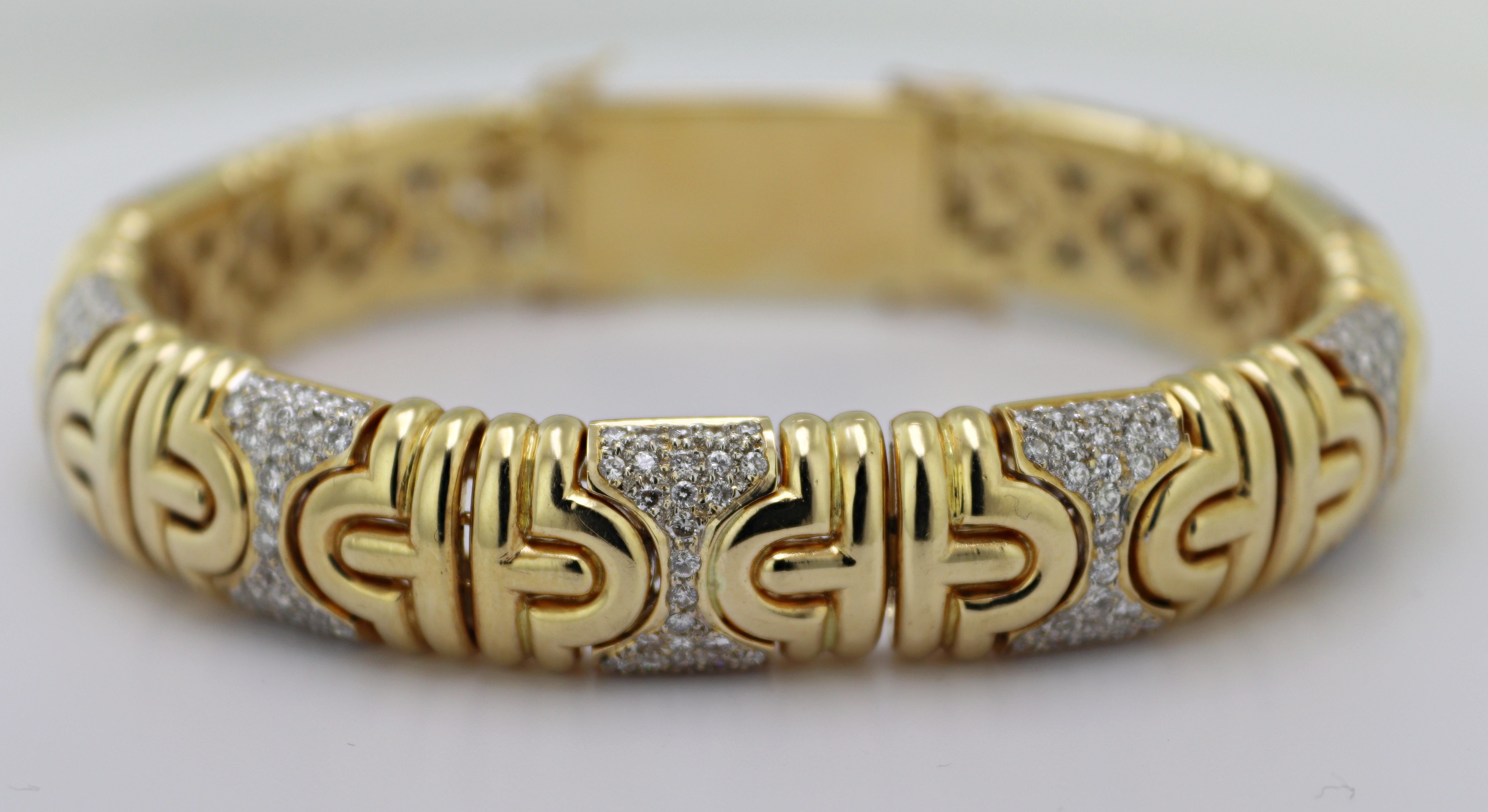 Diamant-Armband aus 18 Karat Gelbgold mit Ausbrenner im Angebot 3