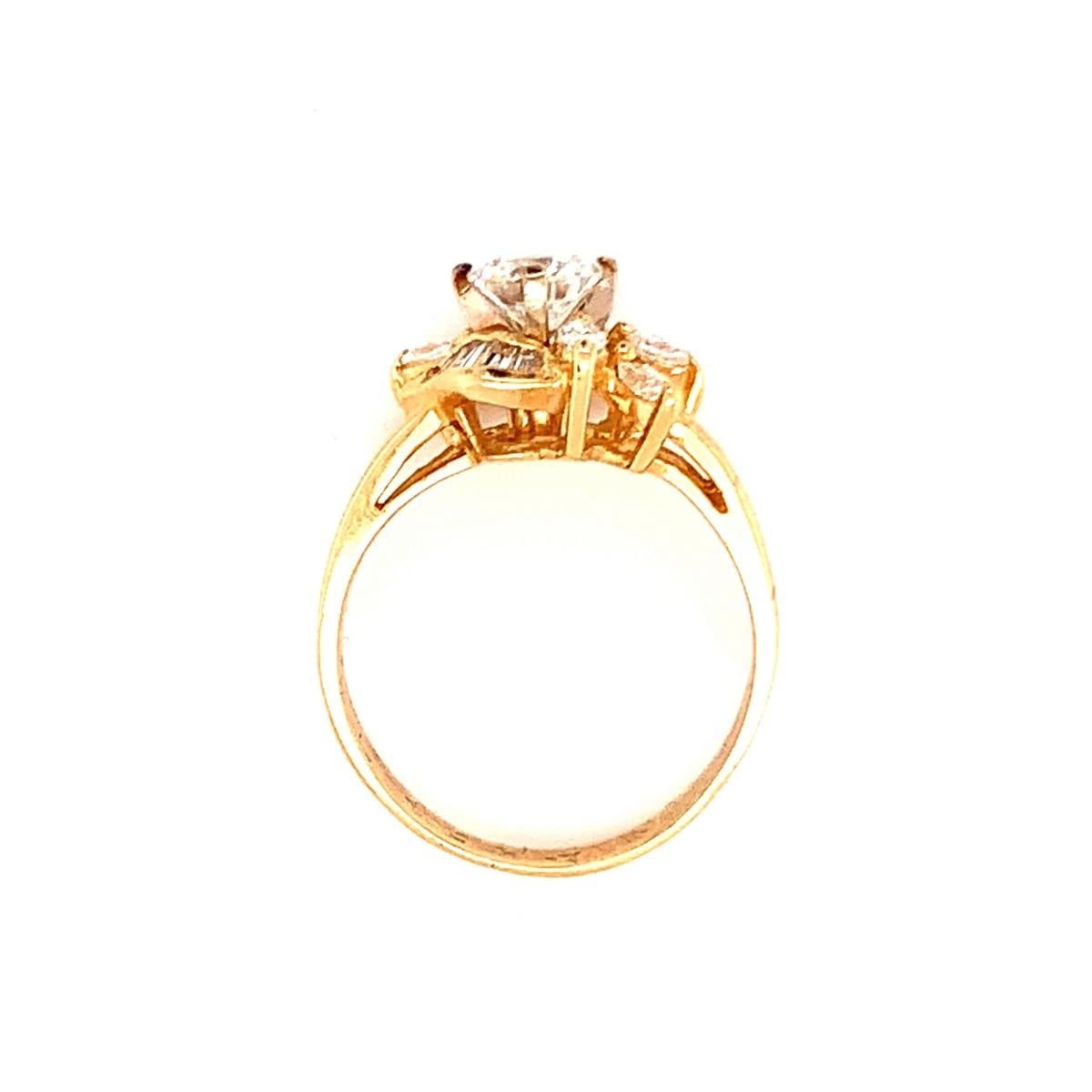 Diamond 18K Yellow Gold Cocktail Ring, circa 1980s  For Sale 2