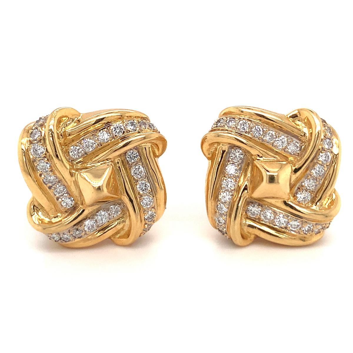 Brilliant Cut Diamond 18k Yellow Gold Knot Earclips, circa 1960s For Sale