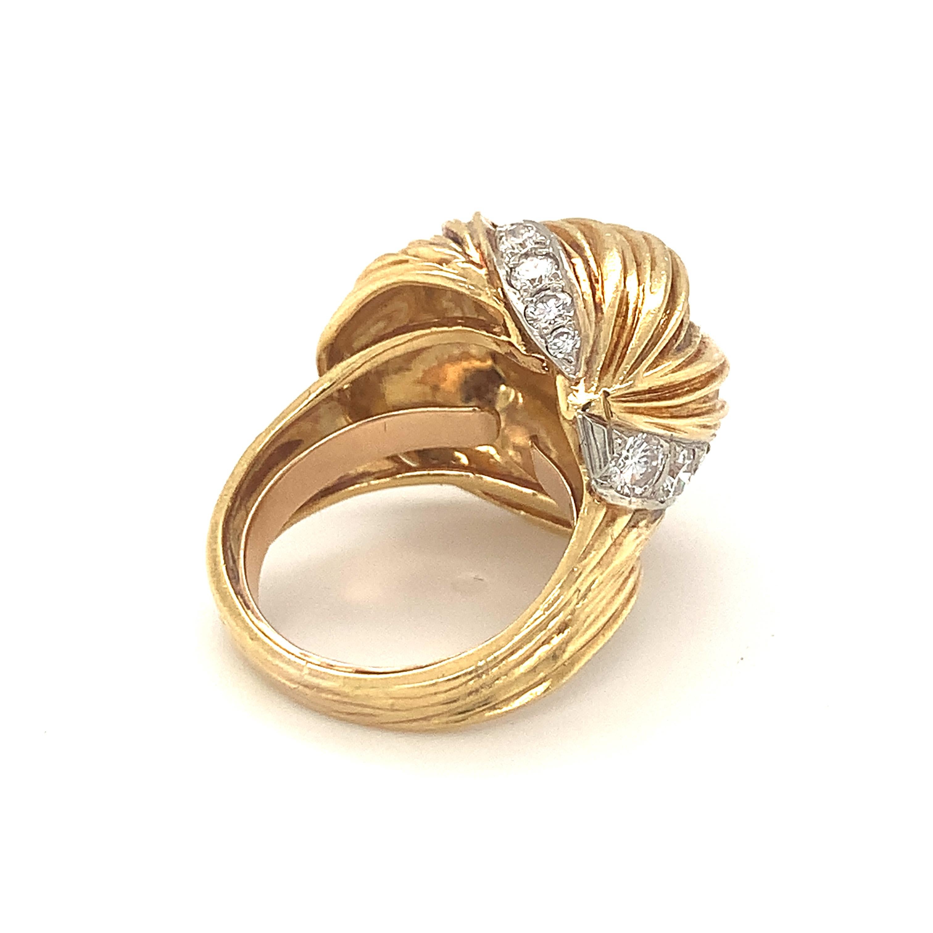 Women's Diamond 18K Yellow Gold Knot Ring For Sale