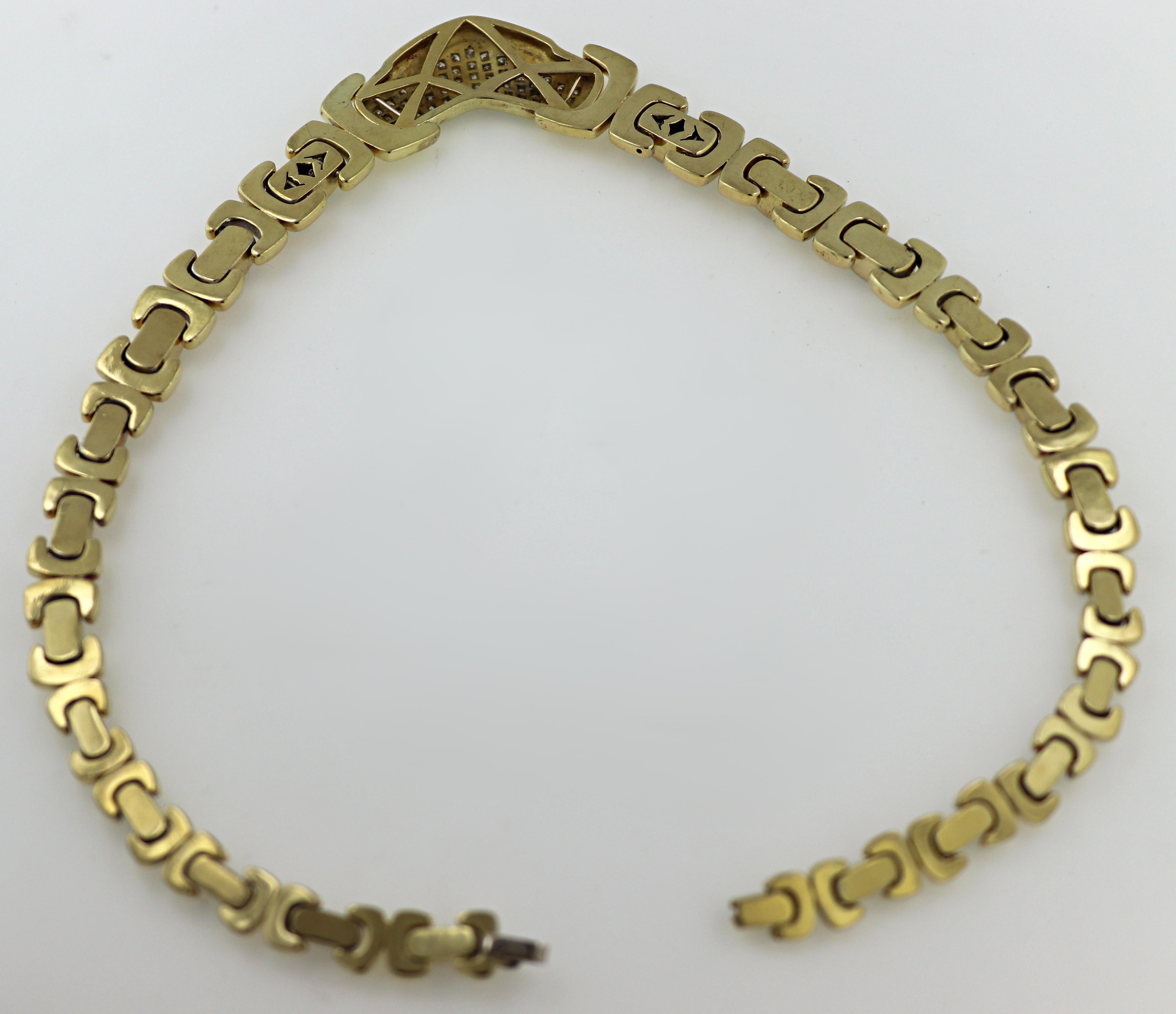Diamond, 18k Yellow Gold Neck-Collar For Sale 3
