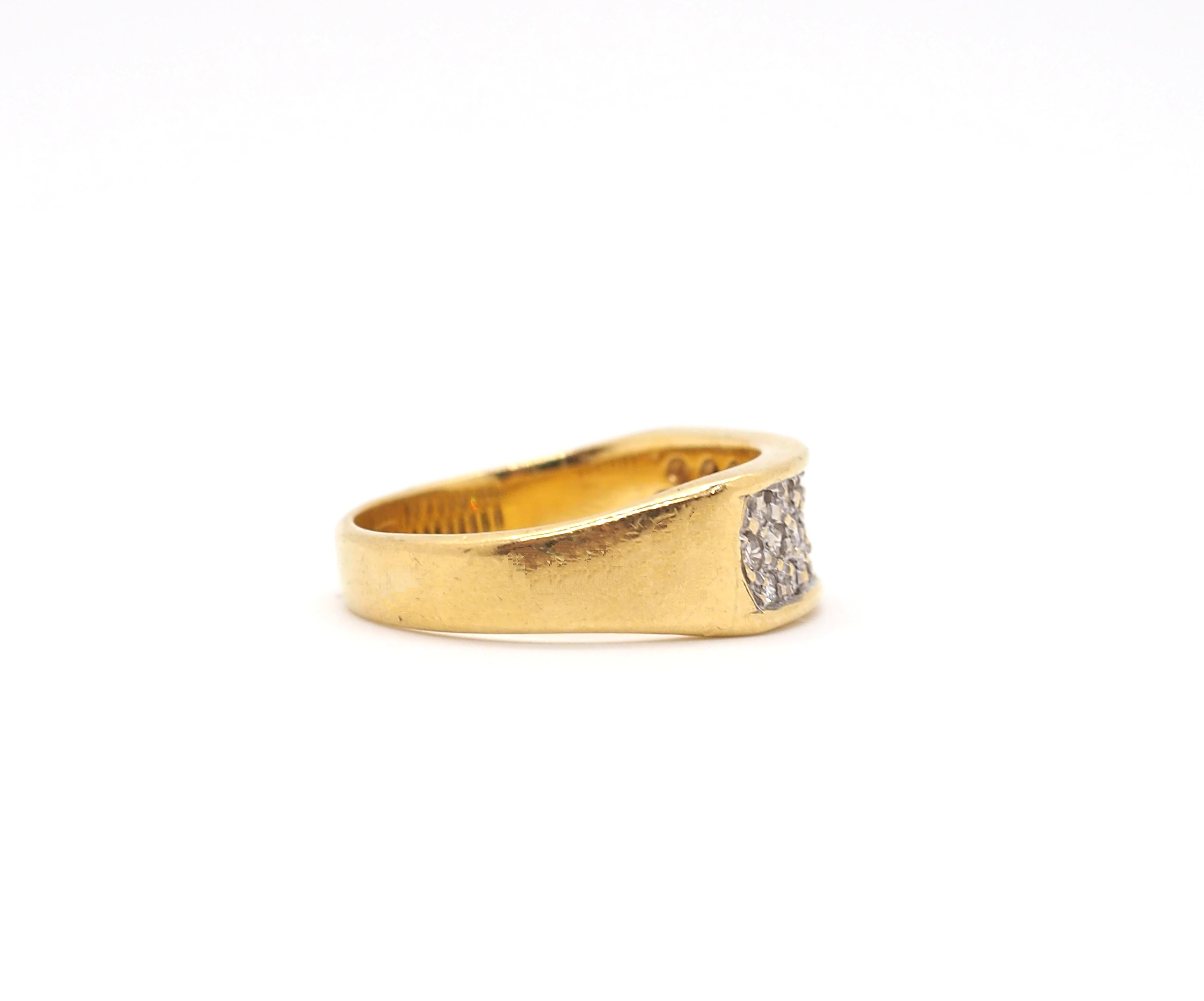 Women's Diamond 18k Yellow Gold Ring For Sale