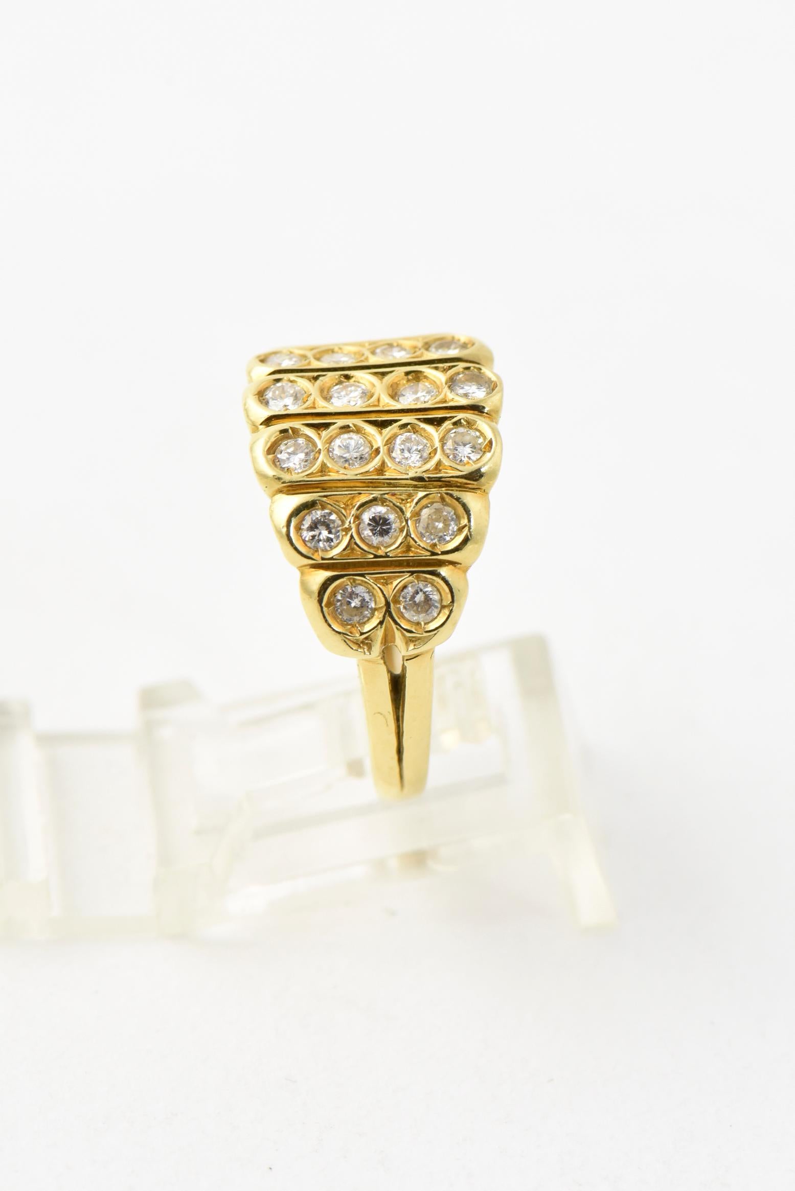Diamond 18 Karat Yellow Gold Statement Ring In Good Condition For Sale In Miami Beach, FL