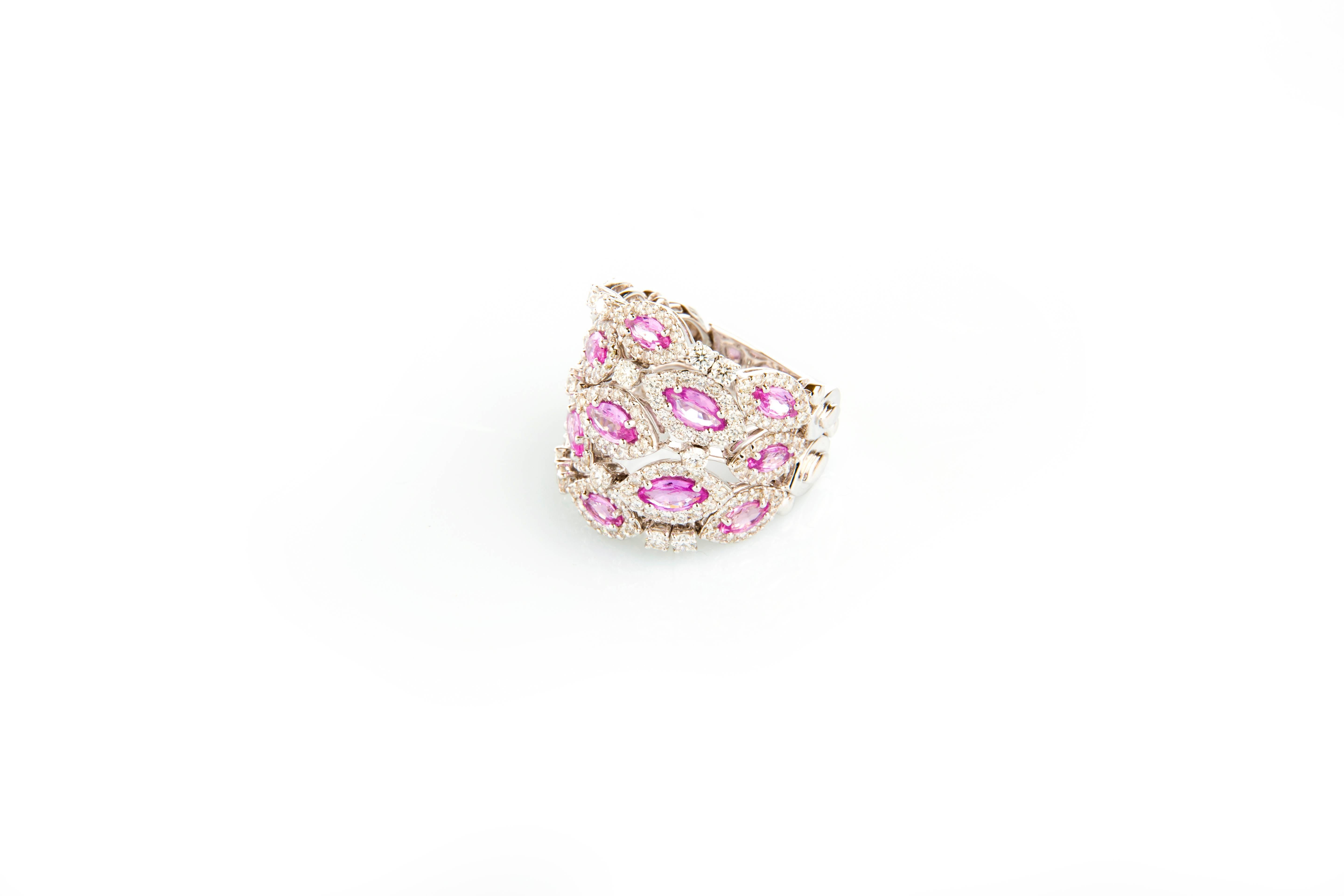 Contemporary Diamond 2.1 Carat and Pink Sapphire 2.94 Carat White Gold 18 Karat Cocktail Ring For Sale