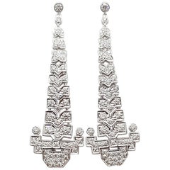 Boucles d'oreilles en or blanc 18 carats serties de diamants de 2,14 carats