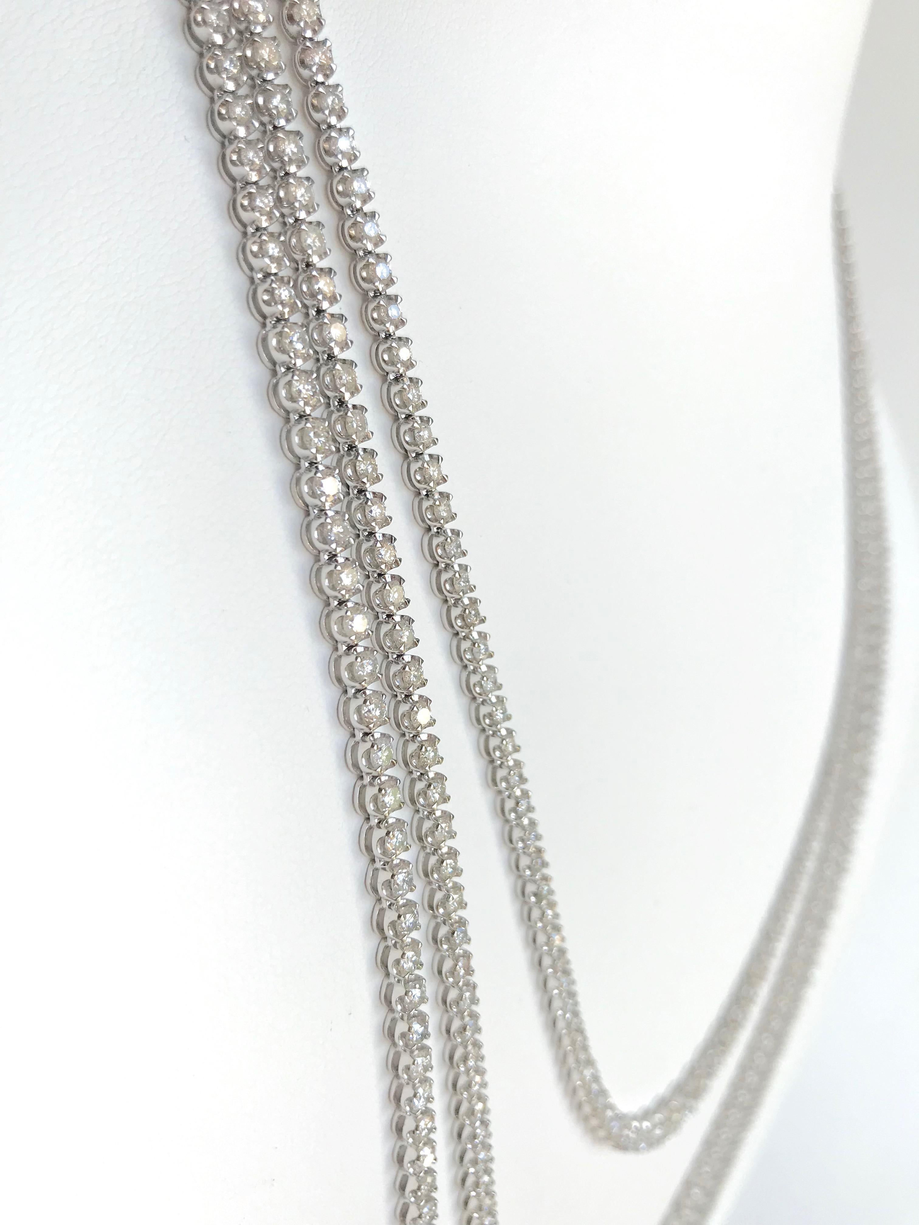 Diamond 3-Row Necklace in 18 Carat White Gold and 30 Carat Diamonds For Sale 4