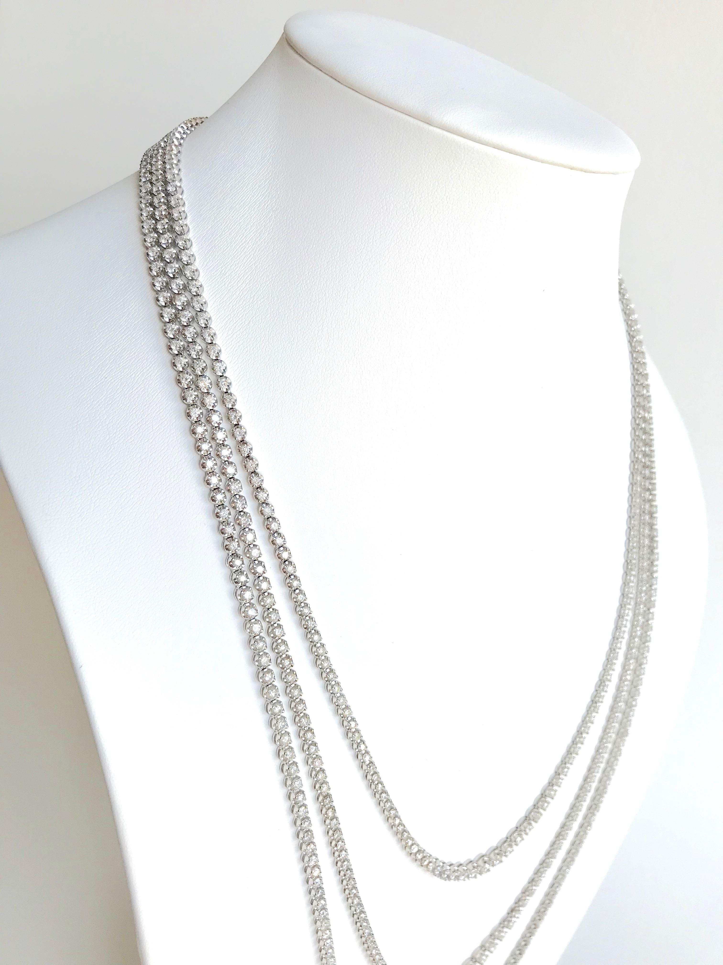 Diamond 3-Row Necklace in 18 Carat White Gold and 30 Carat Diamonds For Sale 2