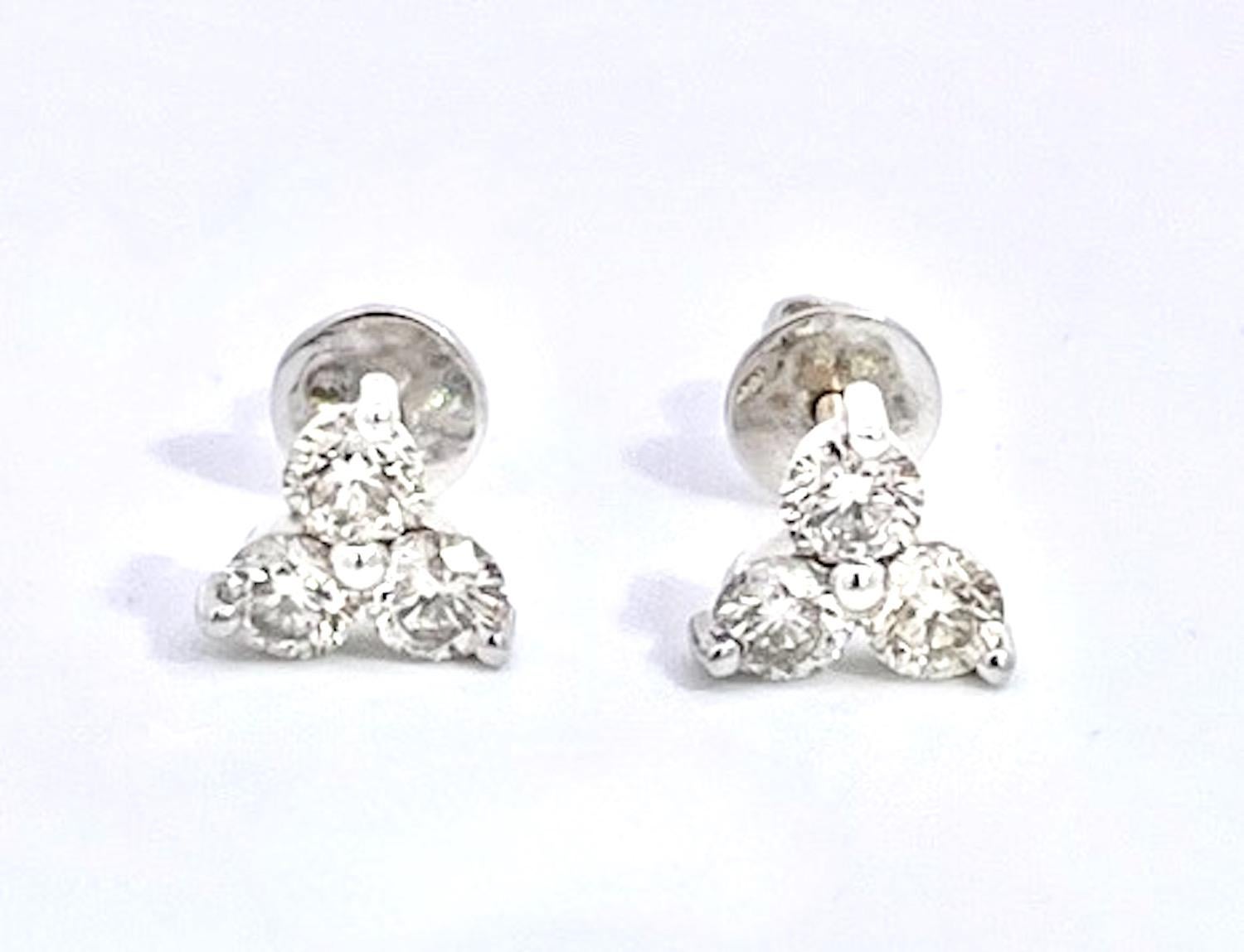 Orecchini con diamante 3 con chiusura a vite 1,50 carati in vendita 3