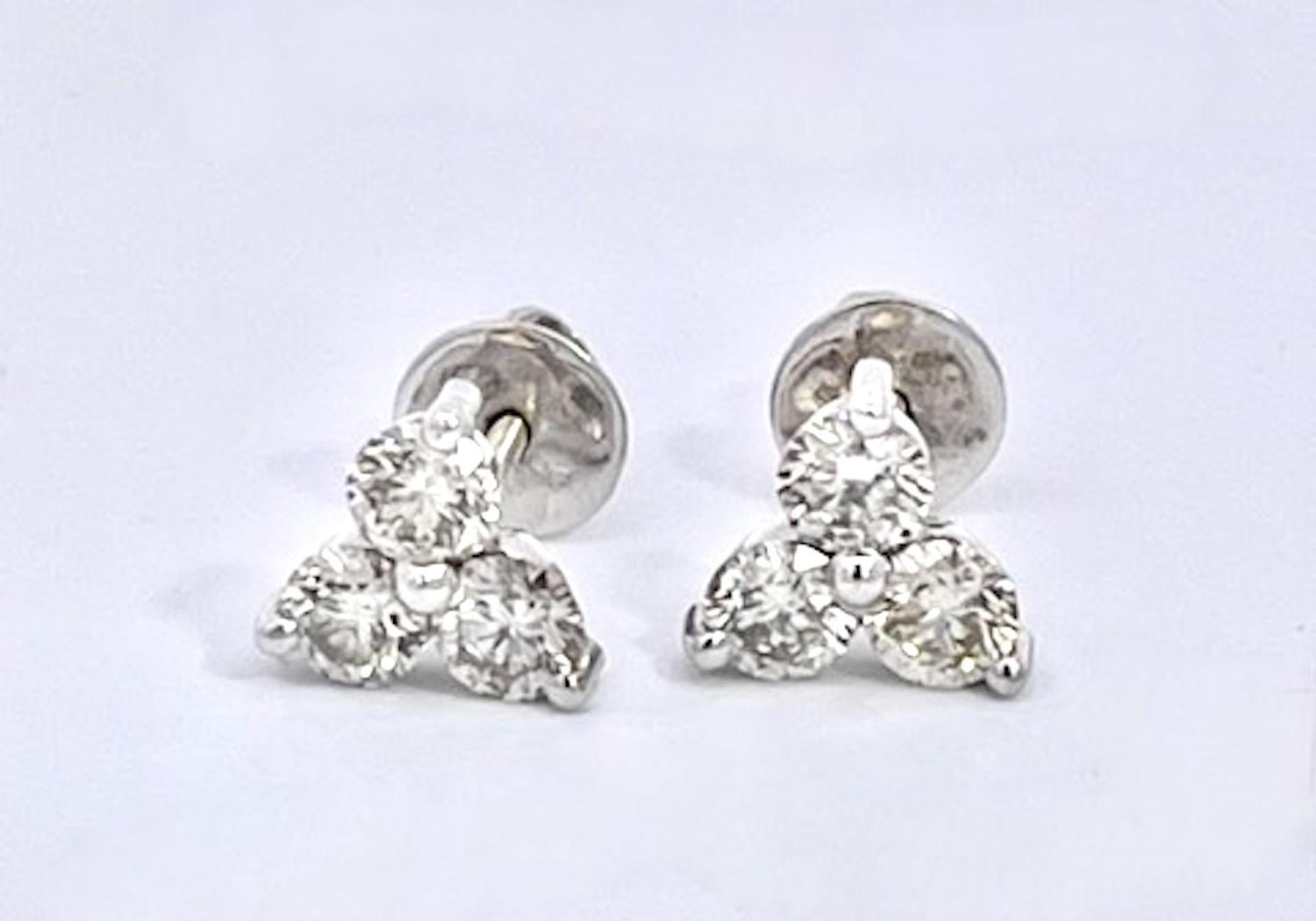 Women's or Men's Diamond 3 Stud earrings w/screw back 1.50 Carats For Sale