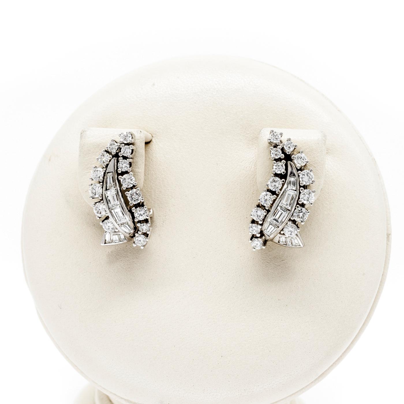 Diamond 3.00 Carat Clip Earrings, circa 1950 In Good Condition In London, GB
