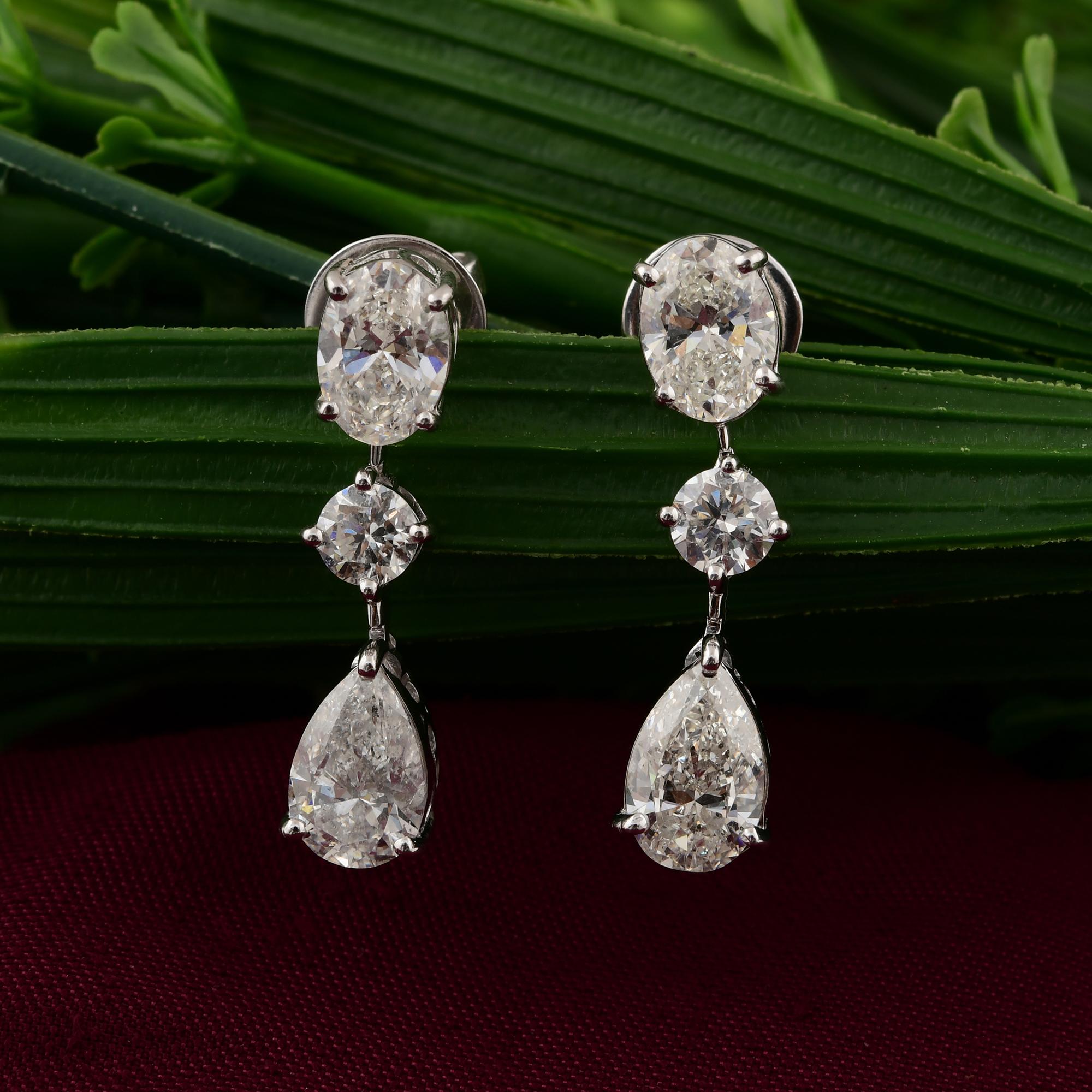 Orecchini a goccia con diamante da 3,56 carati SI/H Gioielli di pregio Regalo di nozze in oro bianco 18k In condizioni Nuovo in vendita a Diera, Dubai
