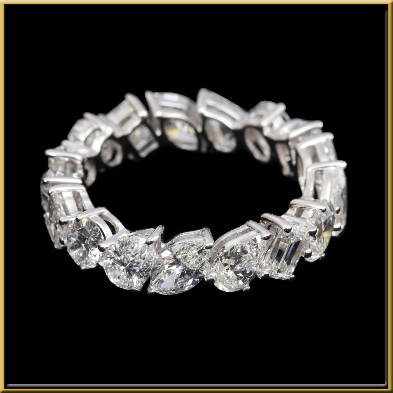 For Sale:  Diamond 4 Shape 1/3 Carat Eternity Ring in 18 Karat Gold 3