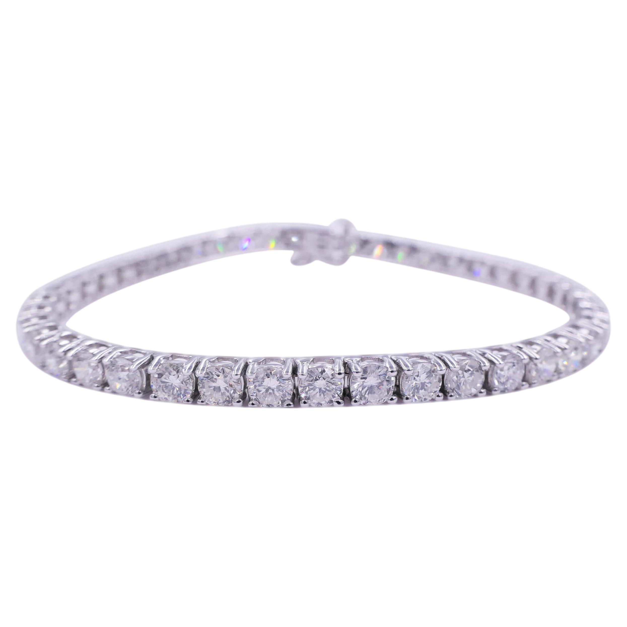 Diamond 7.5 Carat Tennis Line Classic Fashion 14 Karat White Gold Bracelet For Sale