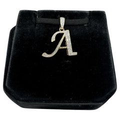 Pendentif "A" en or jaune 10kt - 0.12ctw, 2.3g, New