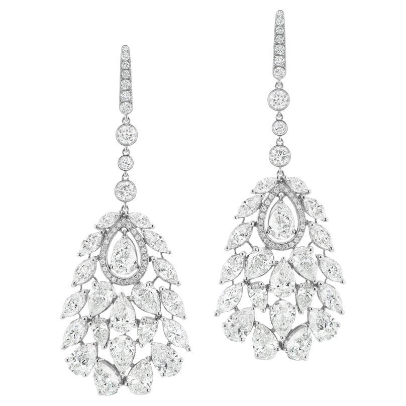 Diamond Gold Chandelier Earrings For Sale at 1stDibs