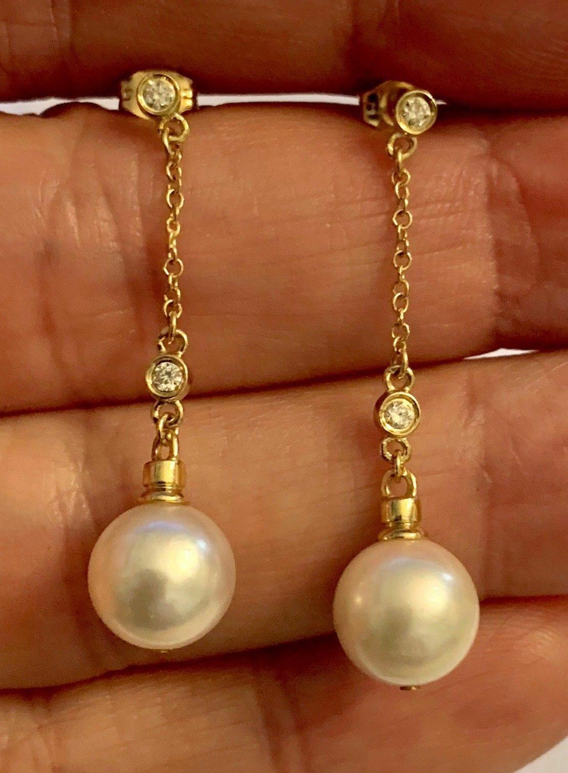 Diamond Akoya Pearl Earrings 14k Yellow Gold 0.12 TCW Women Certified In New Condition For Sale In Brooklyn, NY