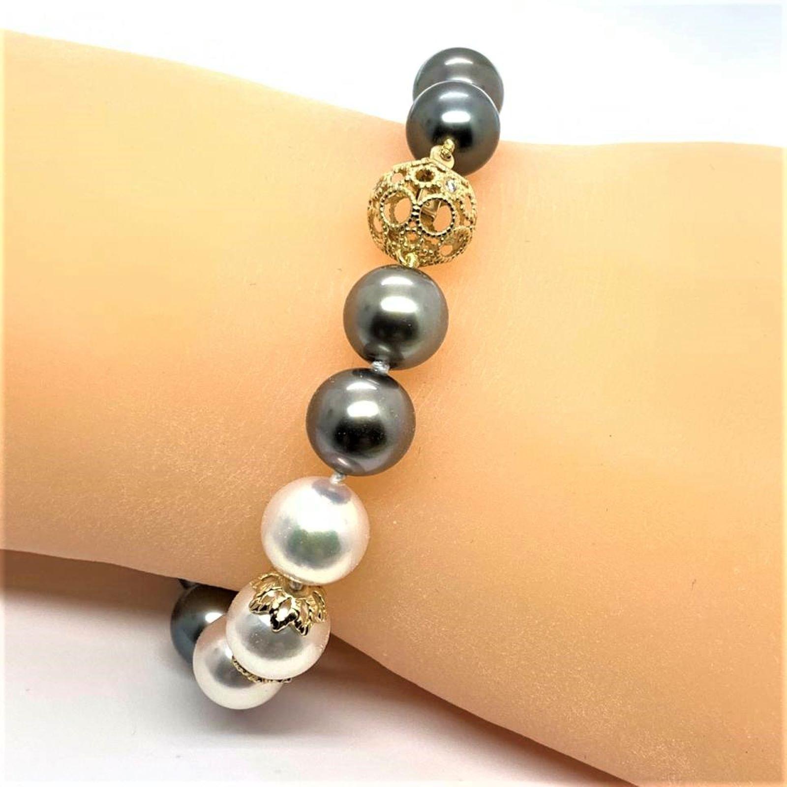 Diamond Akoya Tahitian Pearl Bracelet 14k Gold Certified In New Condition For Sale In Brooklyn, NY