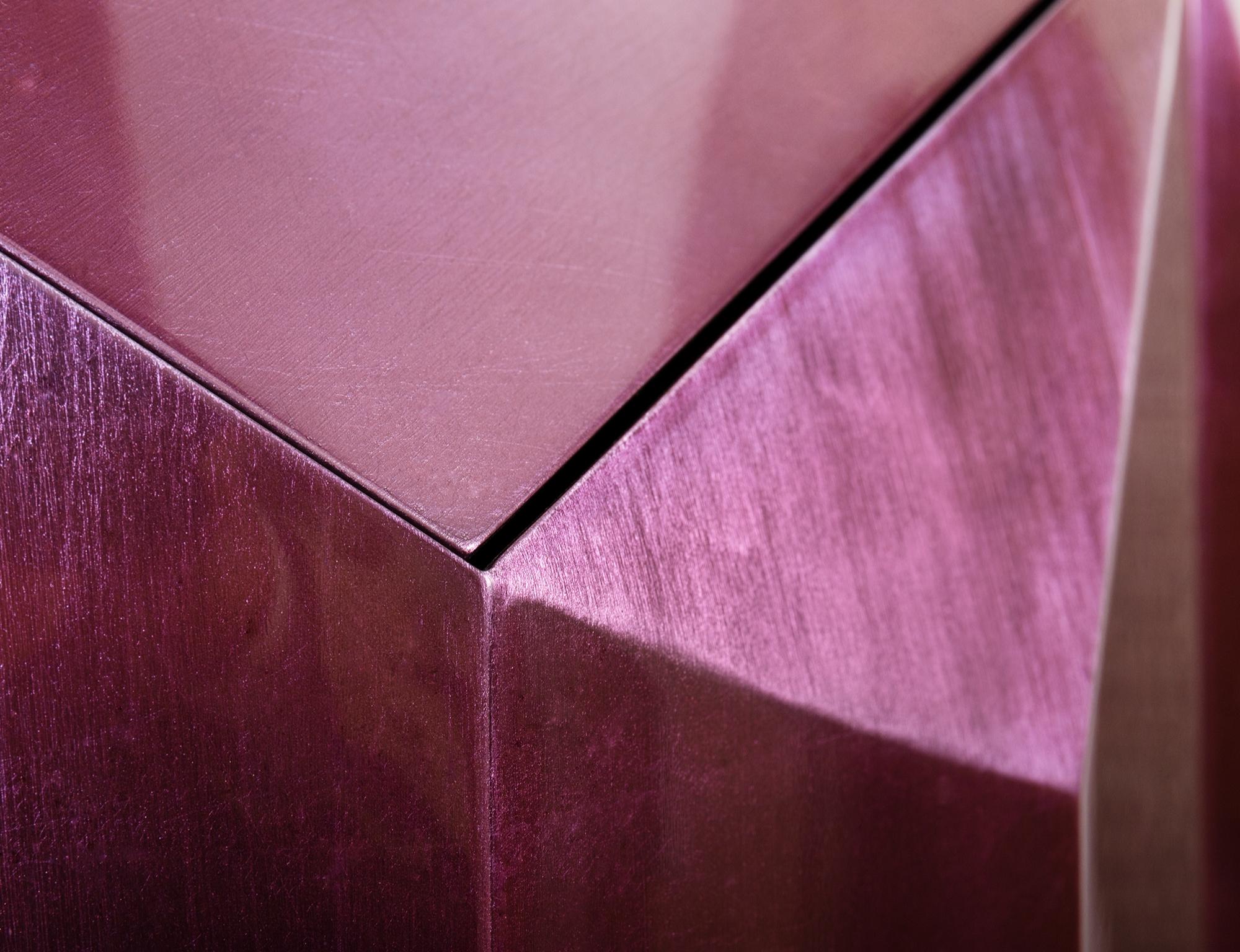 Sideboard mit Diamanten und Amethysten – handgefertigtes Holz und poliertem Messing – Boca do Lobo im Zustand „Neu“ im Angebot in Rio Tinto, PT