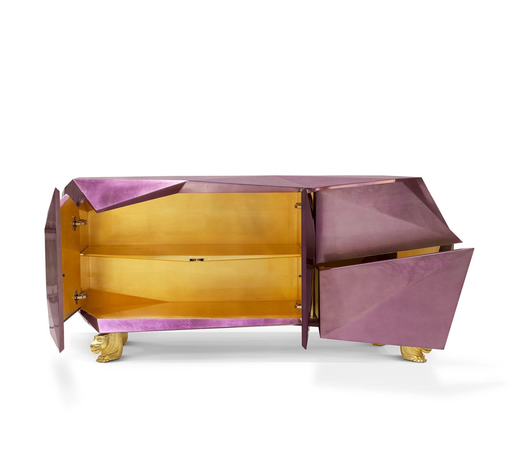 Sideboard mit Diamanten und Amethysten – handgefertigtes Holz und poliertem Messing – Boca do Lobo (Metallarbeit) im Angebot