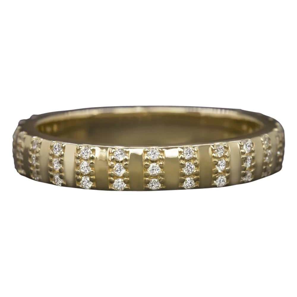 Anello a fascia con diamante e oro giallo 14k