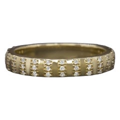 Anello a fascia con diamante e oro giallo 14k