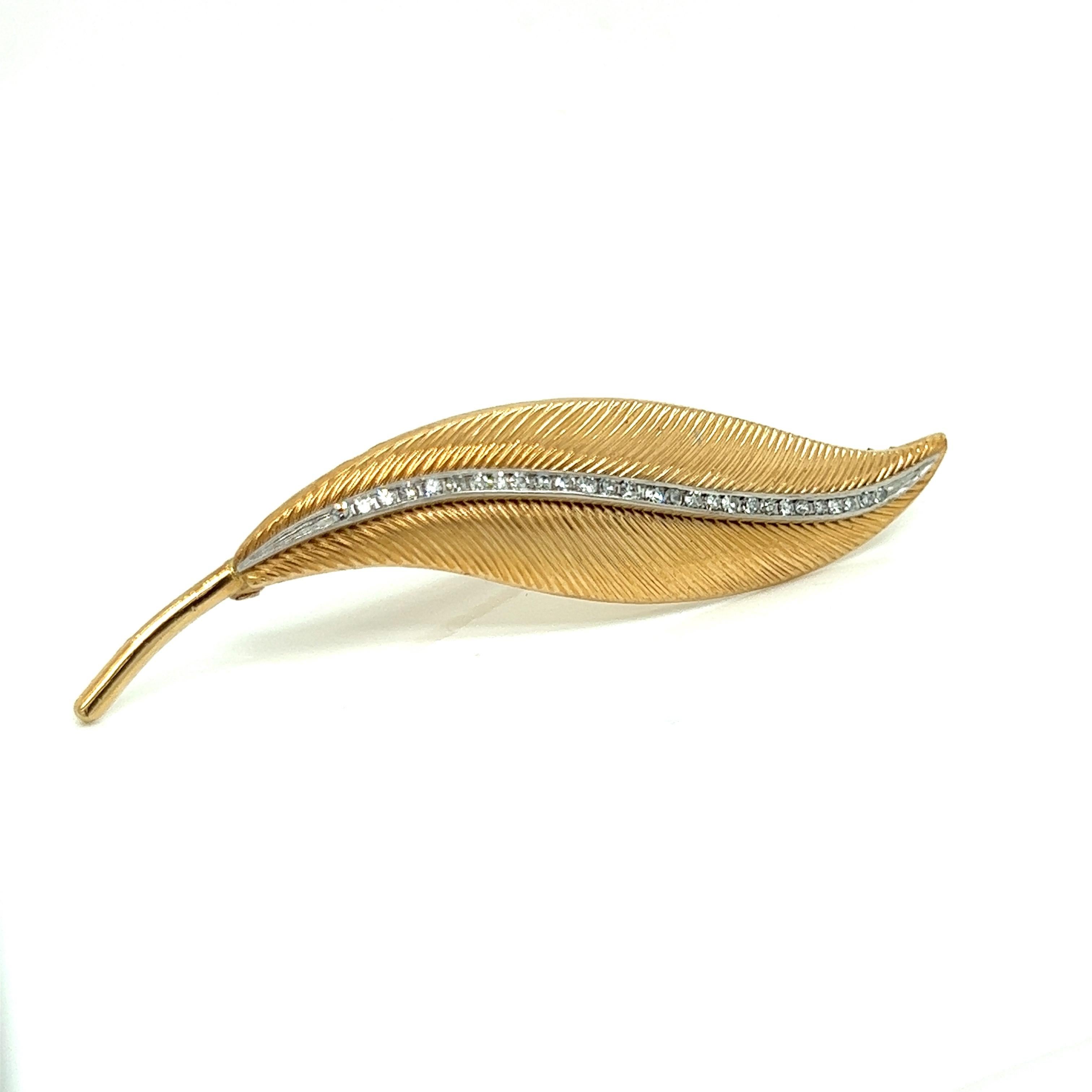 Round Cut Diamond and 14k Yellow Gold Leaf Brooch