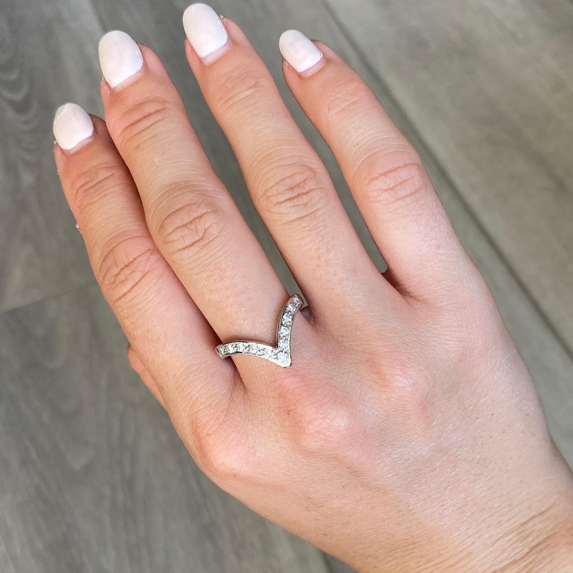 diamond wishbone ring 18ct