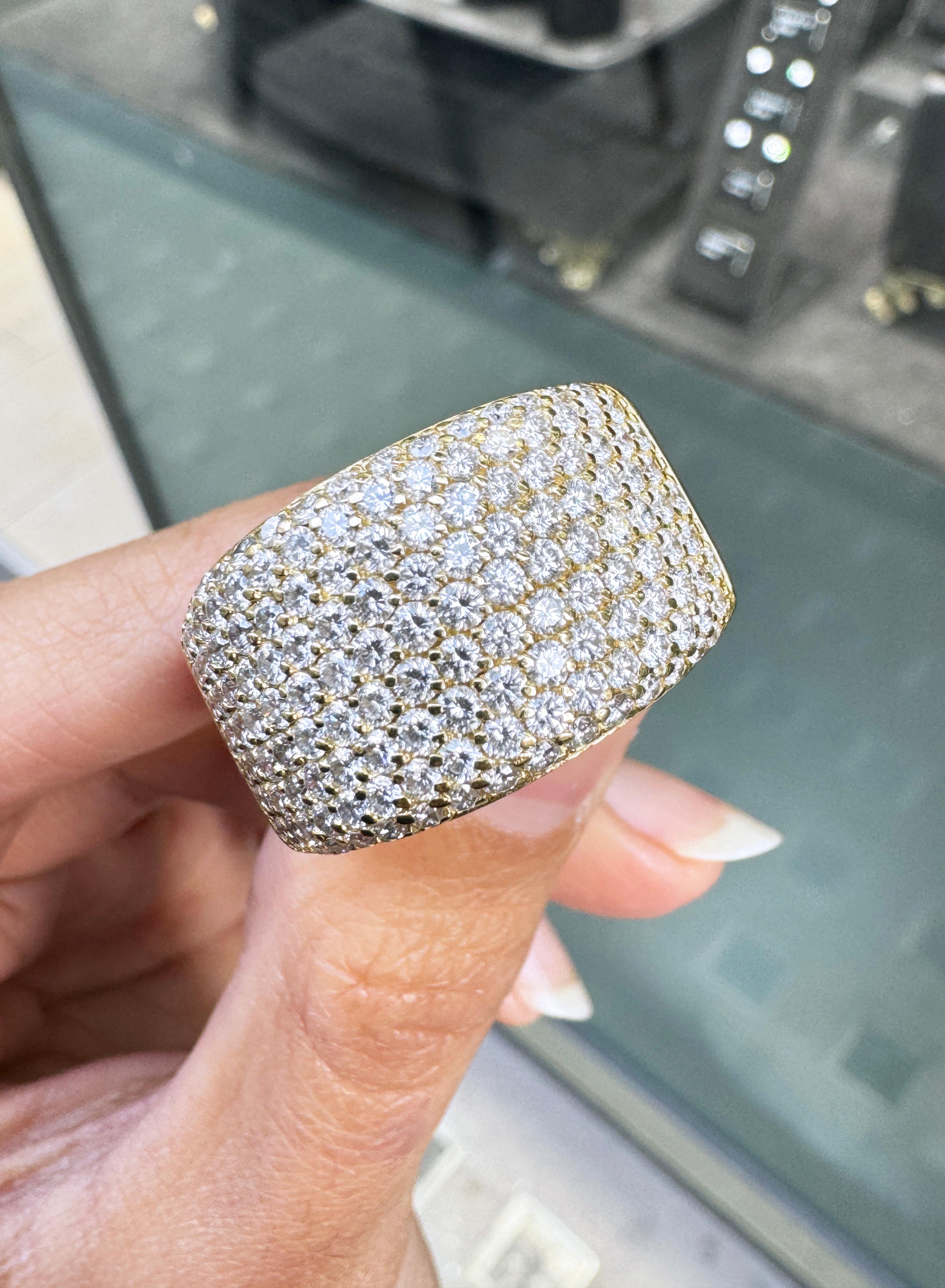 Diamond and 18 Carat Yellow Gold Tapered Wide Band Dress Ring In Good Condition For Sale In London, GB