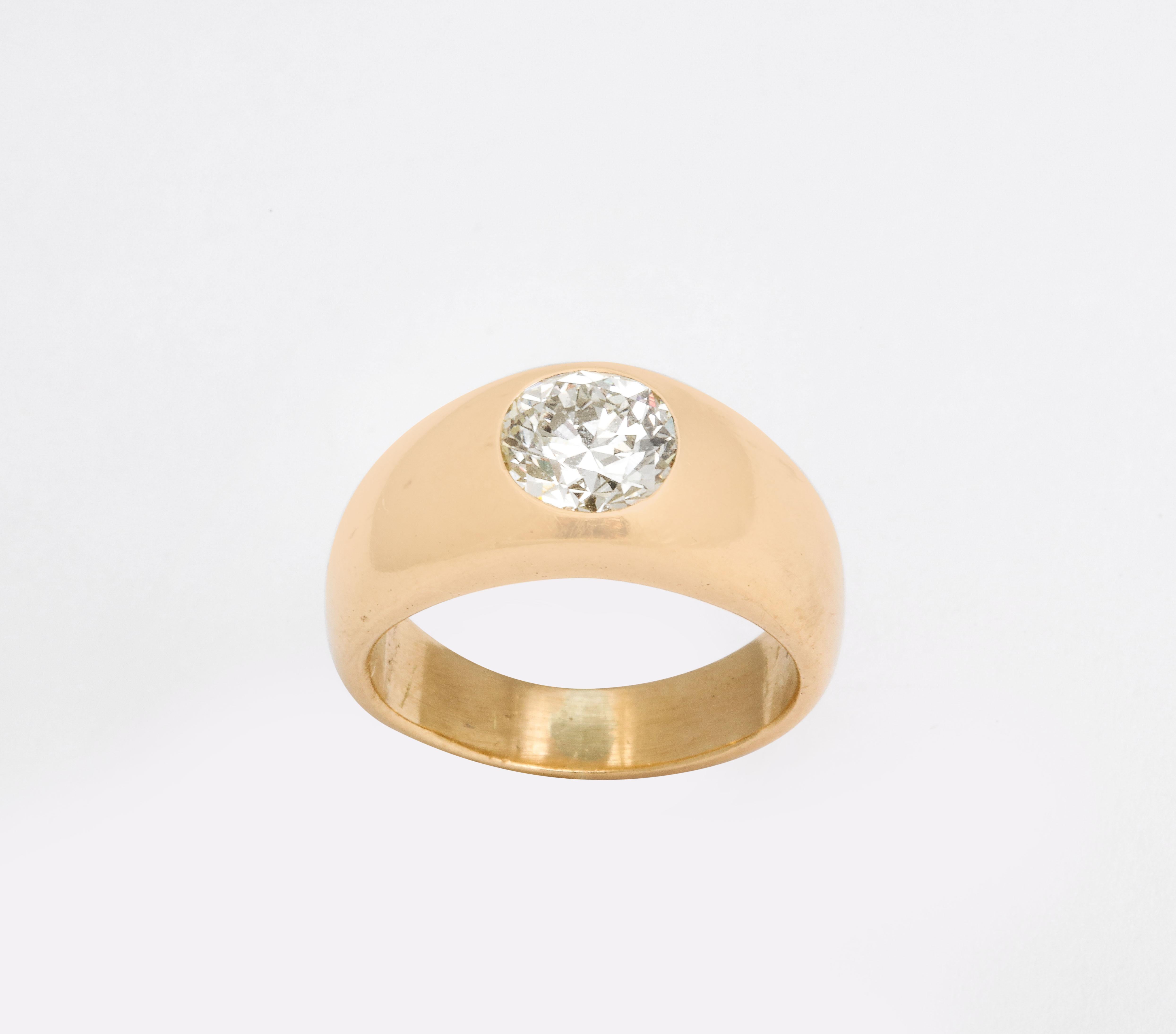 A great 18 k Gold gypsy ring with deepest mine diamond approximately one carat. This is both classic and fashionable.
It is a great look on its own but is also stackable.